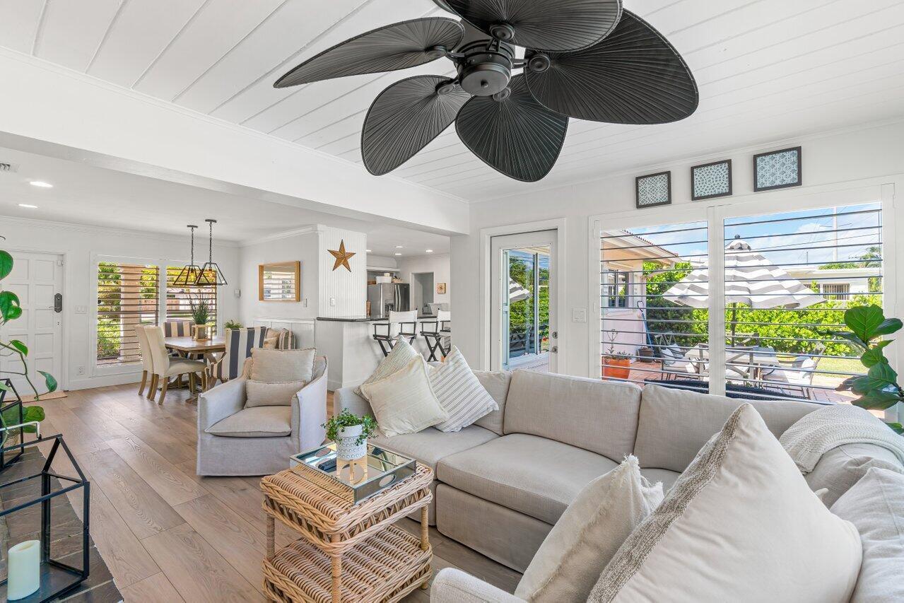 BOCA RATON SQUARE UNIT 2 - Residential Lease
