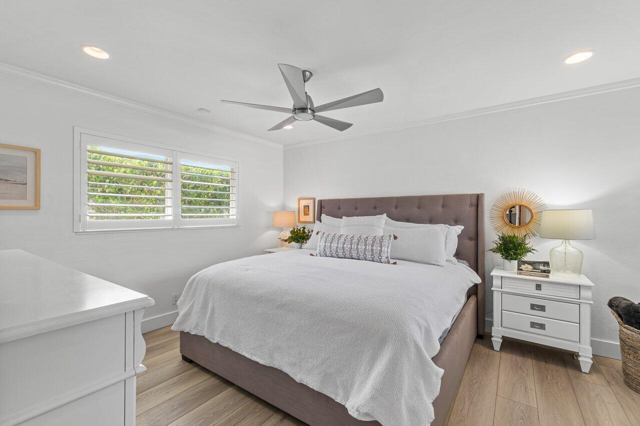 BOCA RATON SQUARE UNIT 2 - Residential Lease