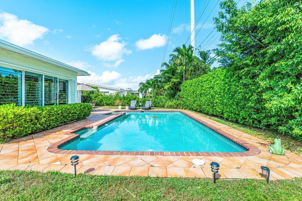 BOCA RATON SQUARE UNIT 2 - Residential Lease