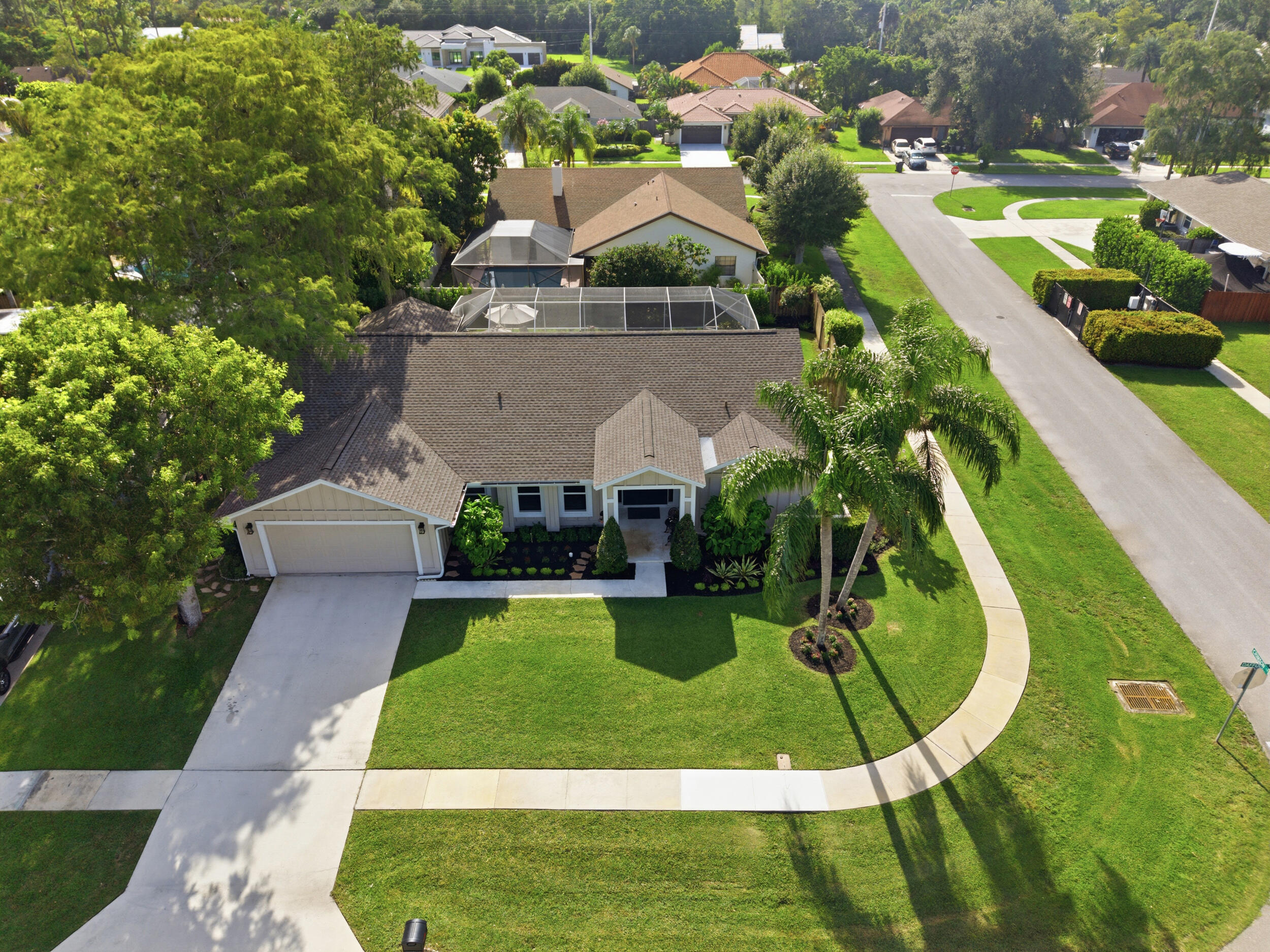SUGAR POND MANOR OF WELLINGTON - Residential