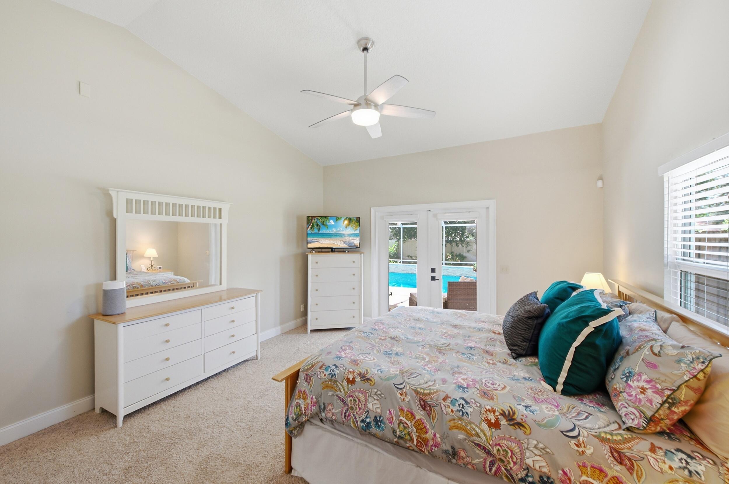 SUGAR POND MANOR OF WELLINGTON - Residential