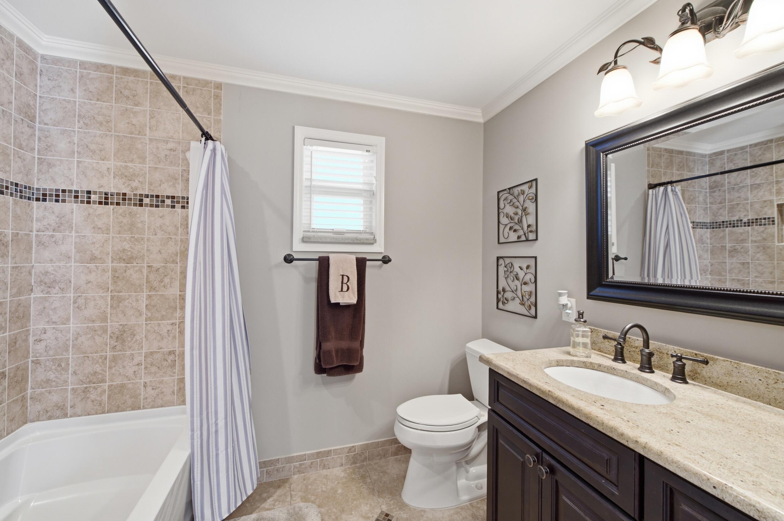 SUGAR POND MANOR OF WELLINGTON - Residential