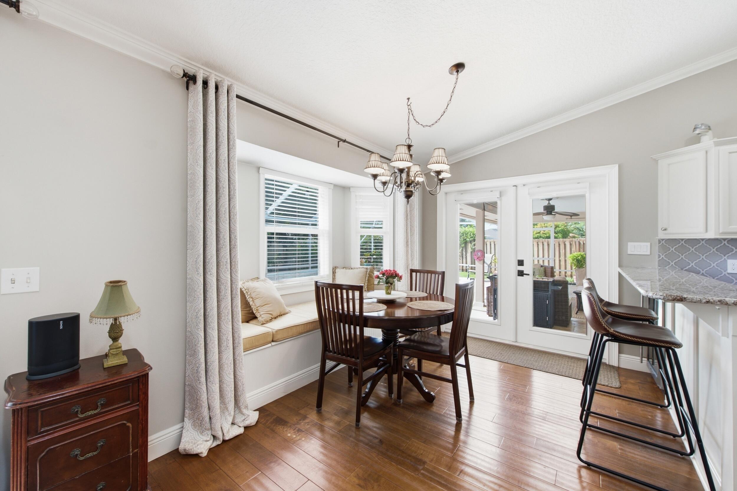 SUGAR POND MANOR OF WELLINGTON - Residential
