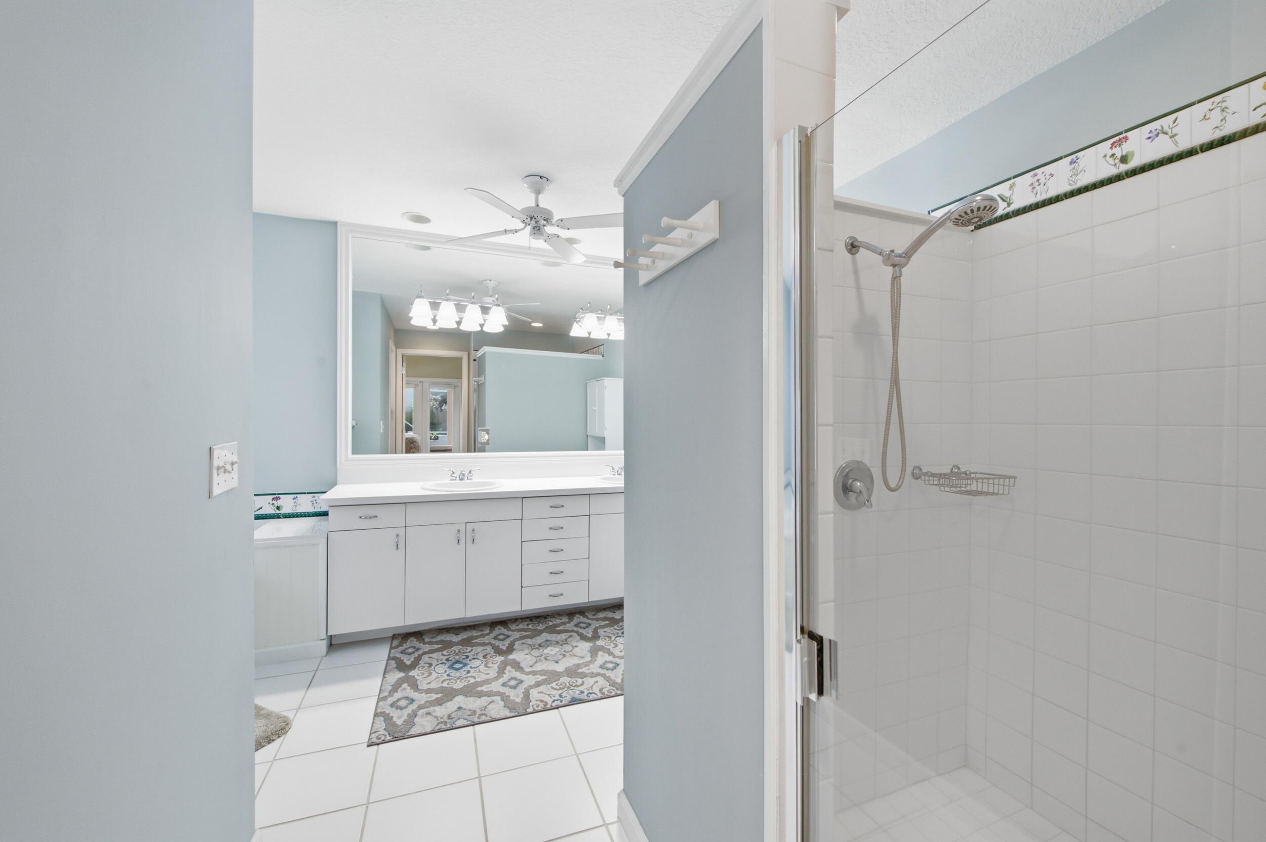SUGAR POND MANOR OF WELLINGTON - Residential