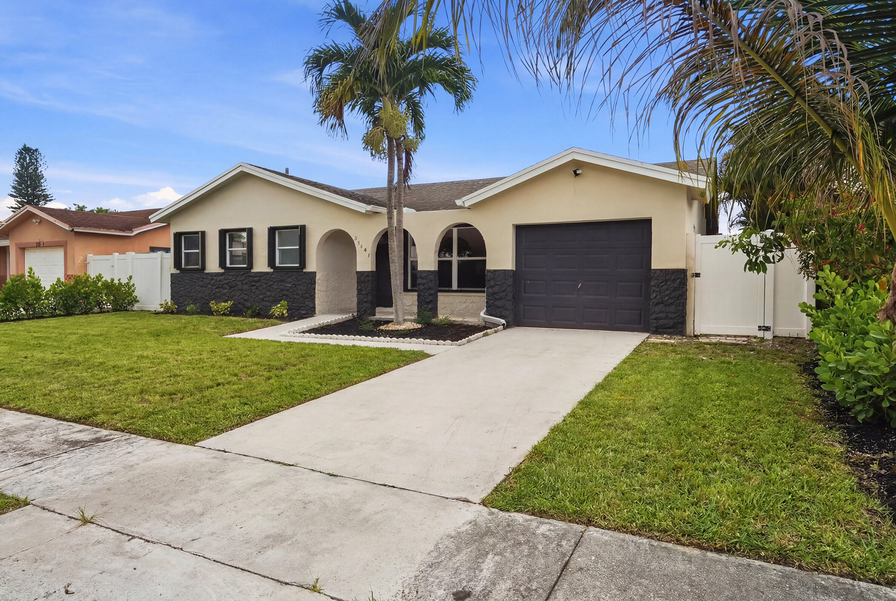 SANDALFOOT COVE - Residential Lease
