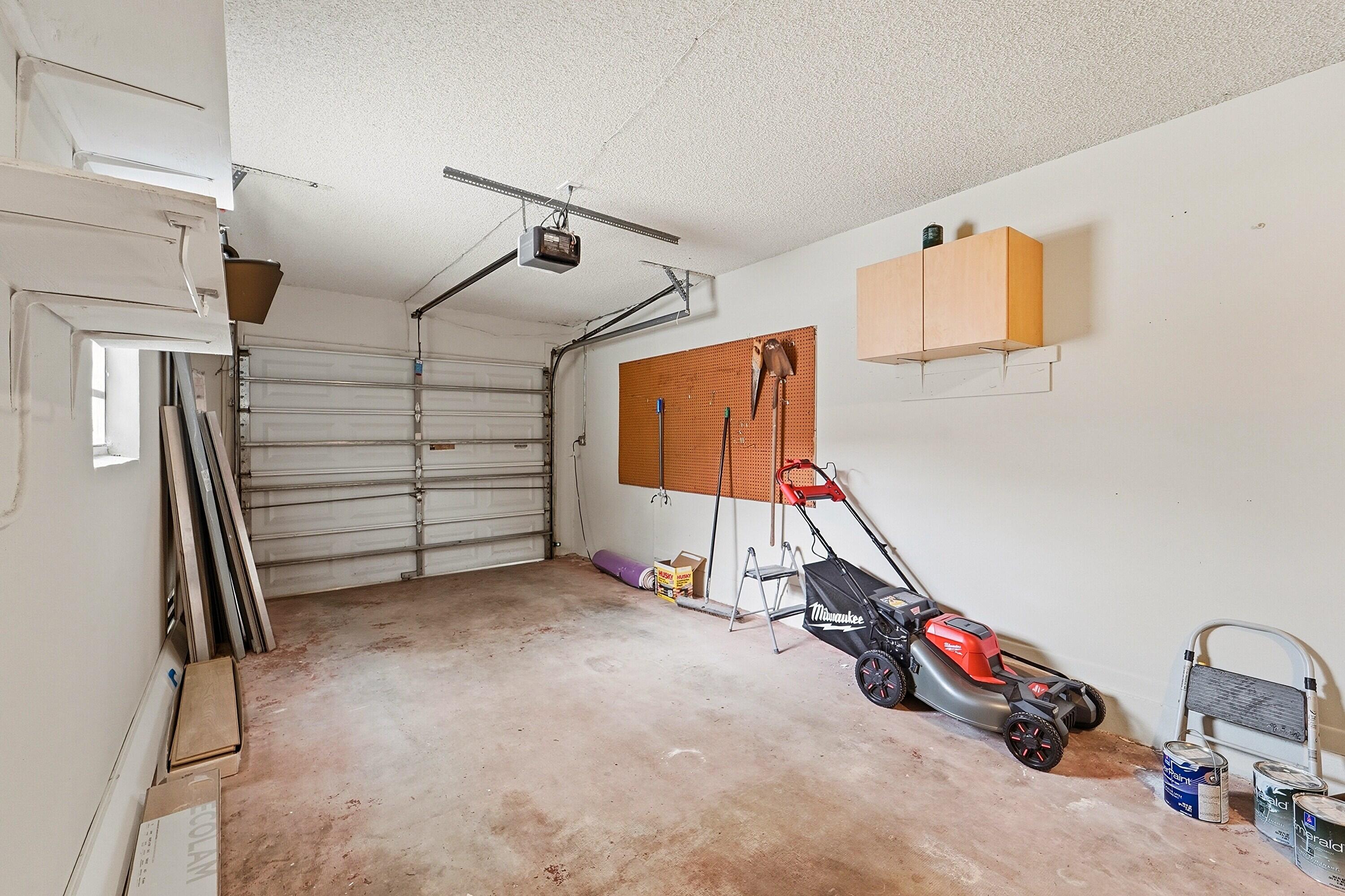 SANDALFOOT COVE - Residential Lease