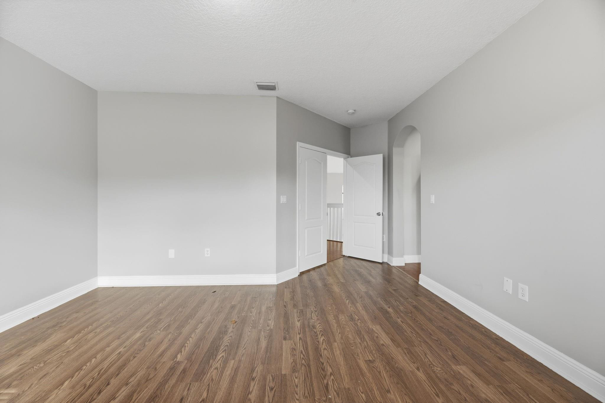 Pod 1 At Monarch Lakes 16 - Residential