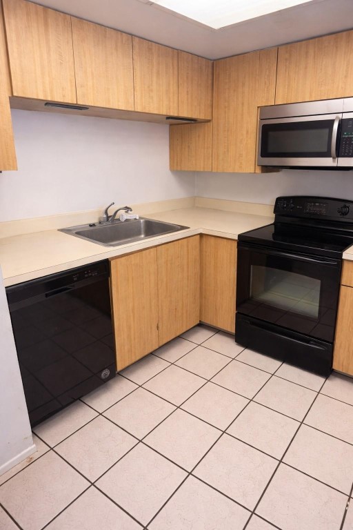 This 2-bedroom, 2-bathroom second-floor condo offers a fantastic opportunity to customize and make it your own. Featuring a functional layout with spacious living areas and bedrooms, this unit is ideal for buyers looking to add value with personal updates. Located in a non-warrantable condo community. Financing is available—seller has access to a lender offering 5% down payment for a primary residence, subject to approved credit. Perfect for end users or investors seeking potential. Don’t miss this chance to create your ideal space.