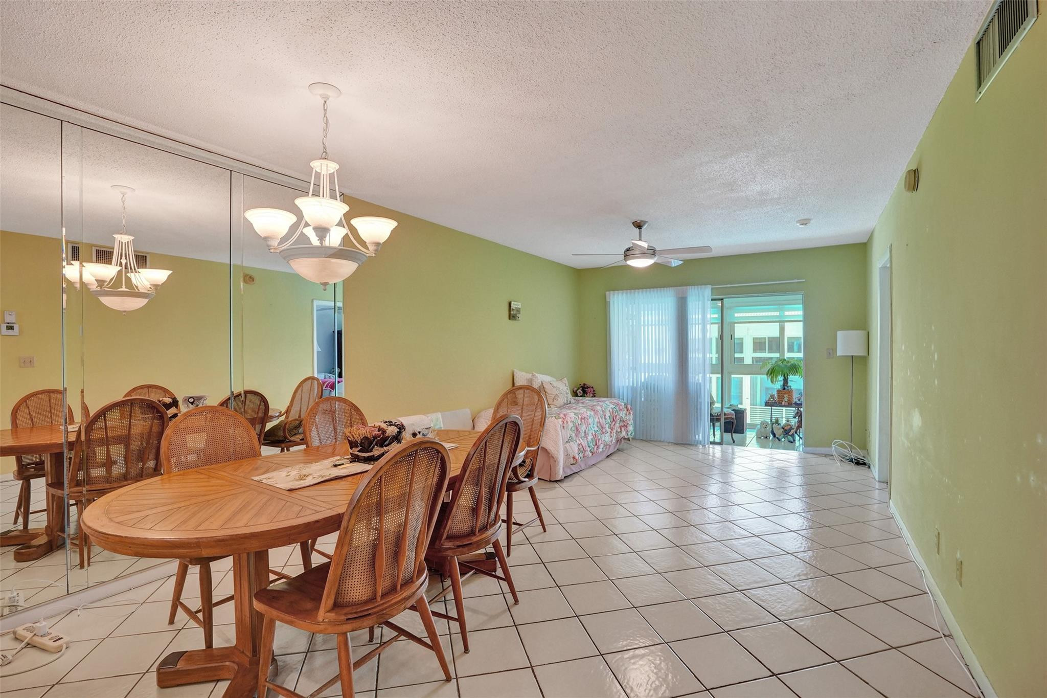 NORTH LEISURE GARDENS CONDO - Residential