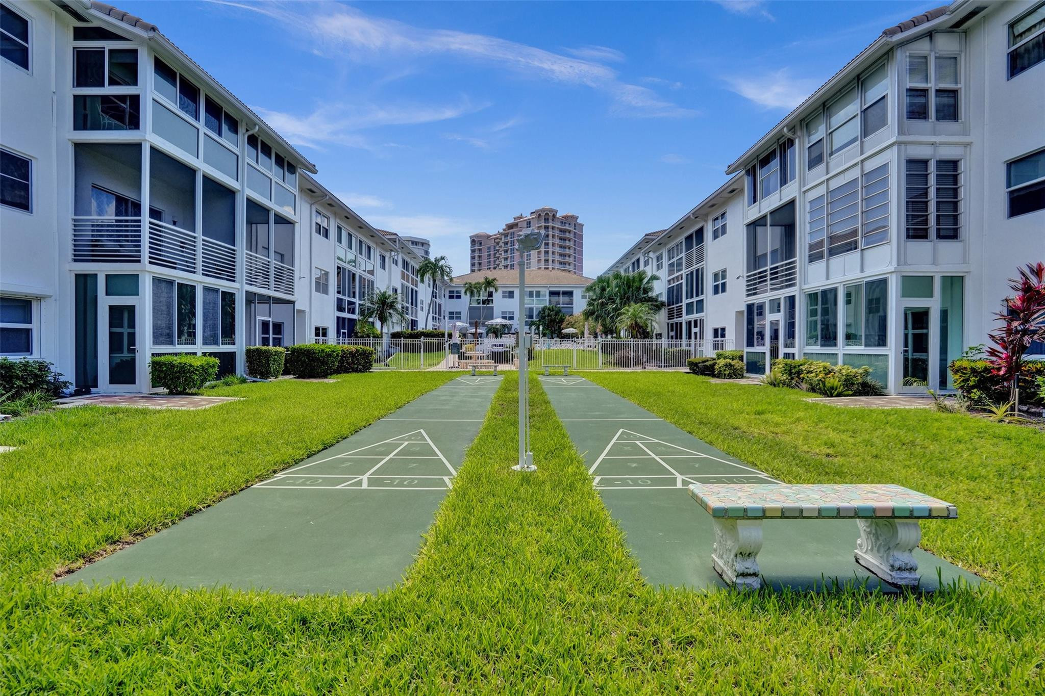 NORTH LEISURE GARDENS CONDO - Residential