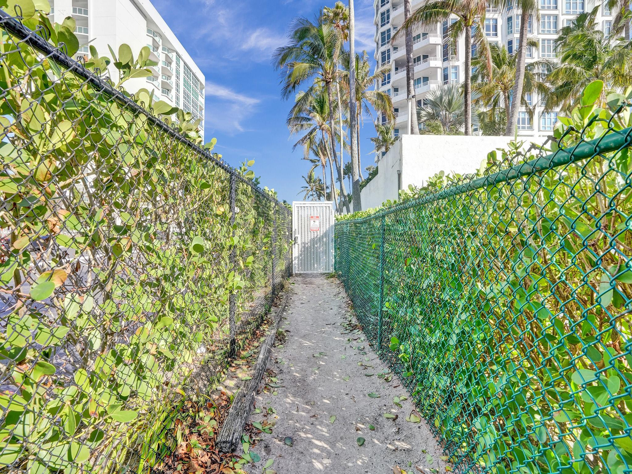 NORTH LEISURE GARDENS CONDO - Residential