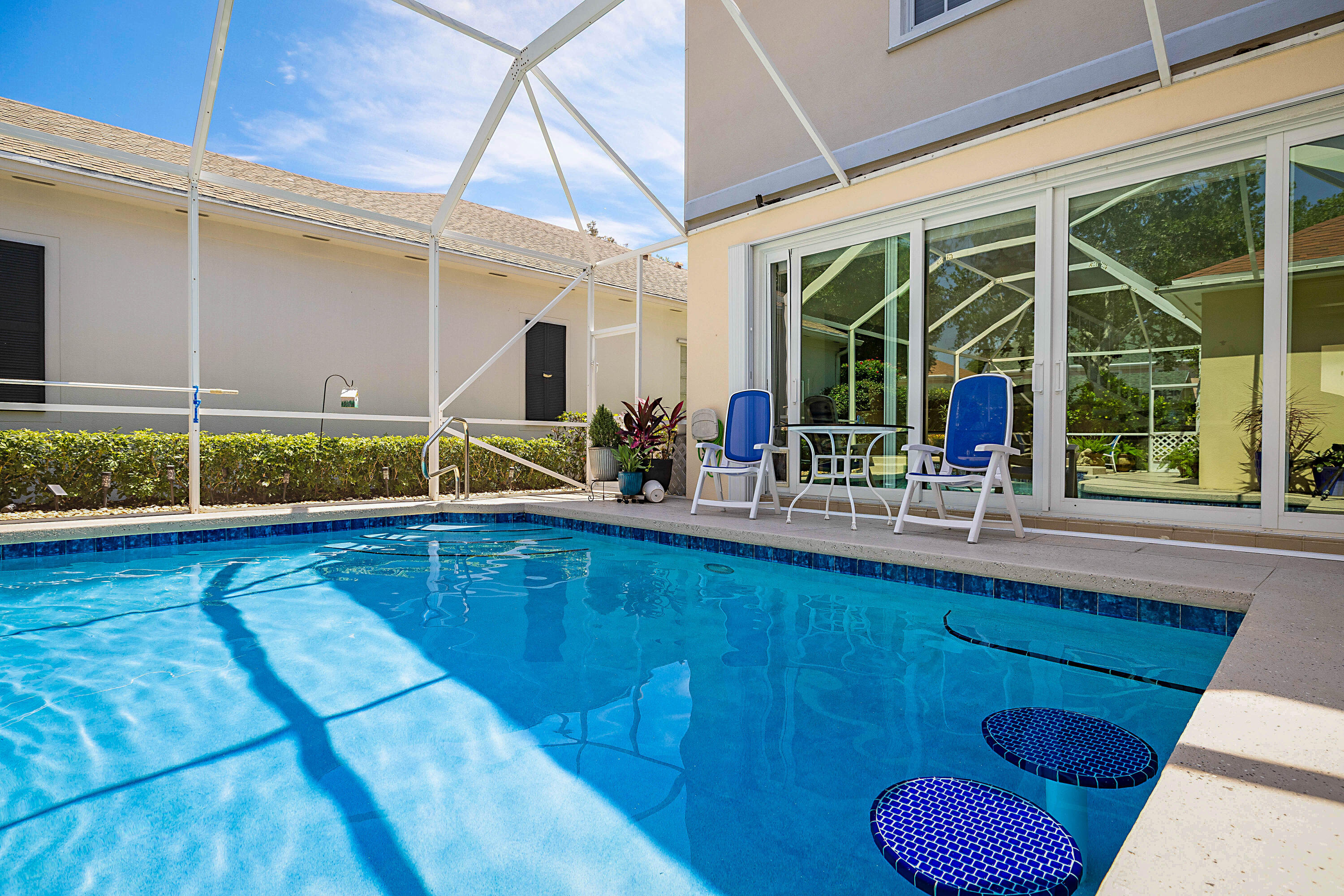 CAMBRIDGE AT ABACOA - Residential