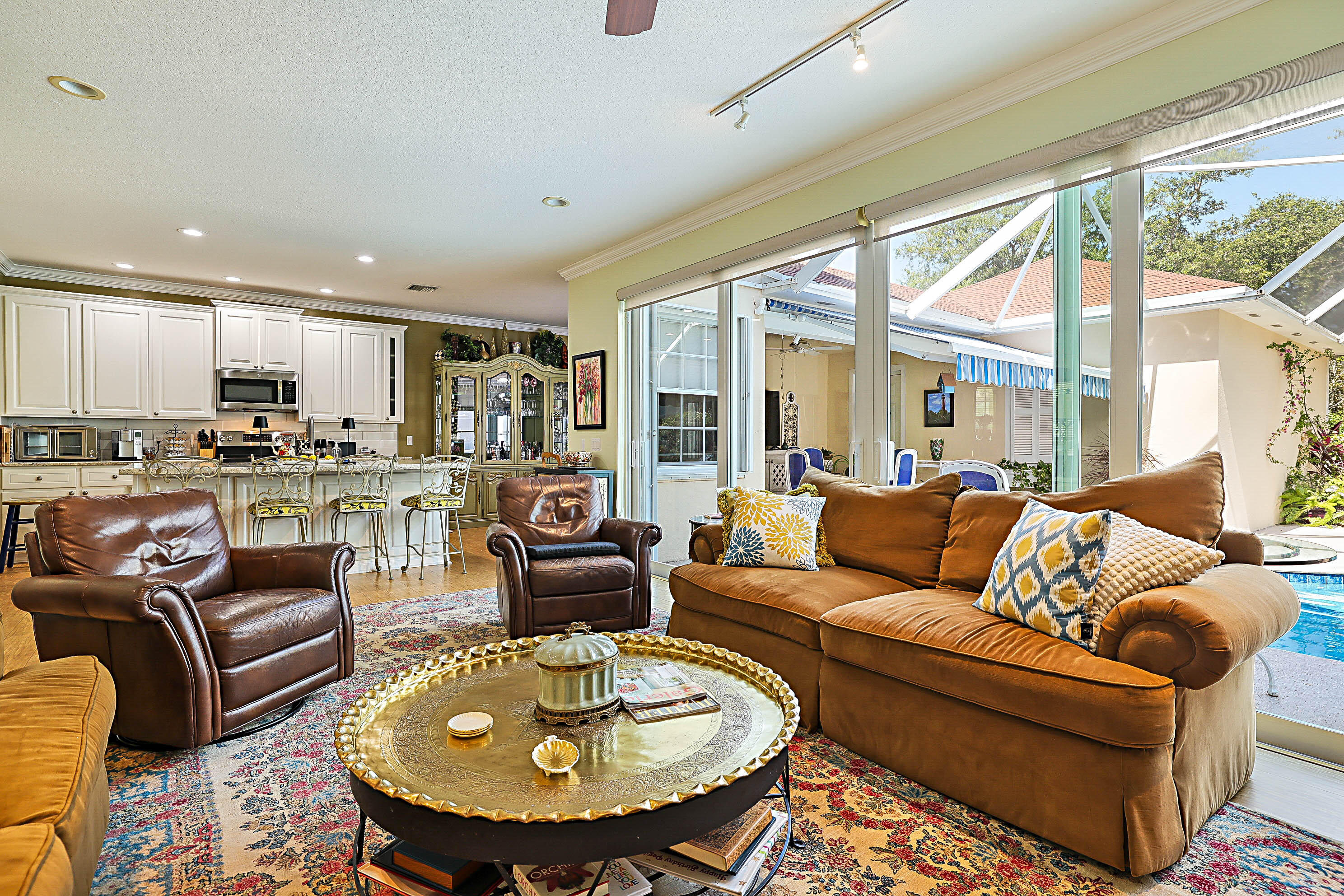 CAMBRIDGE AT ABACOA - Residential