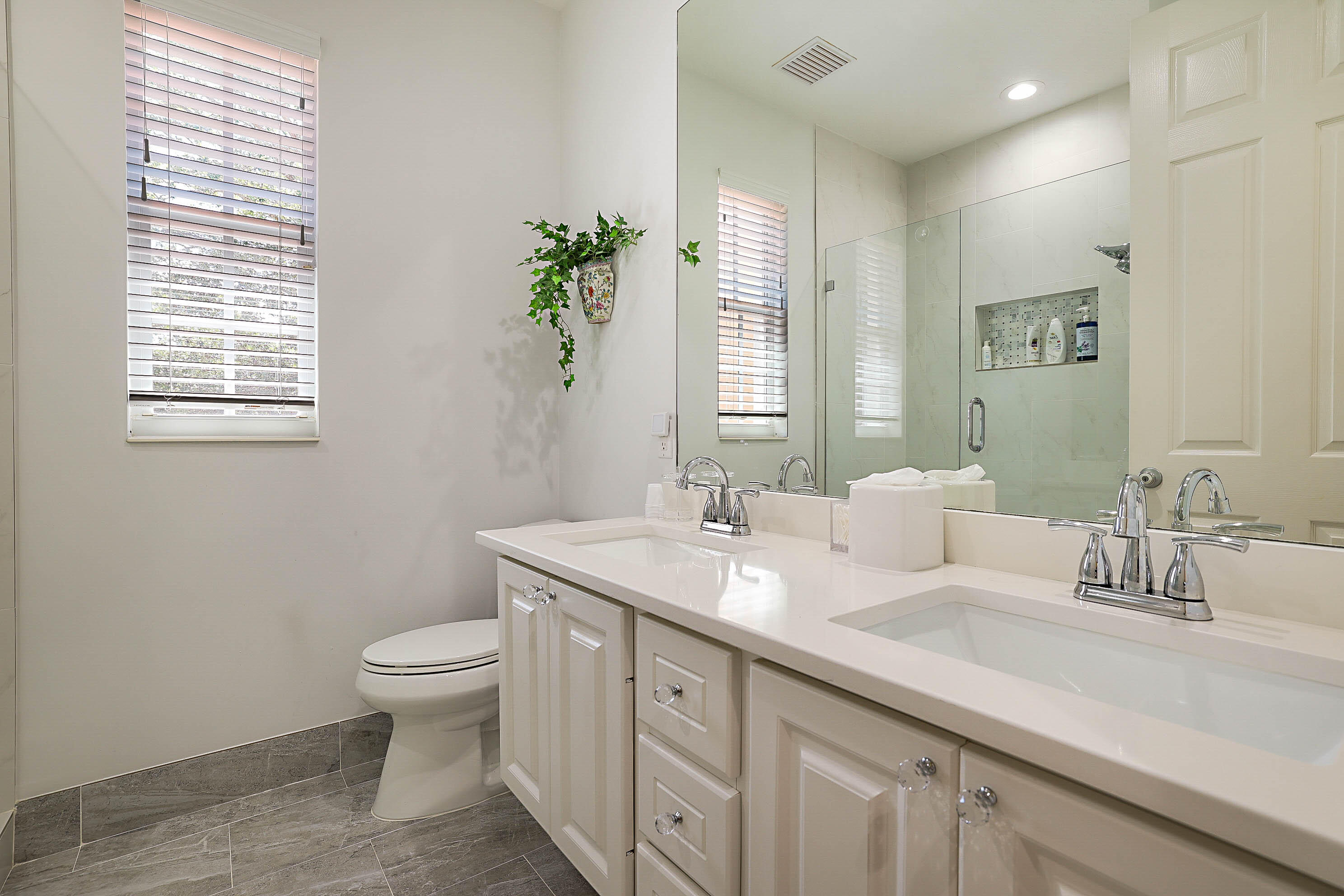 CAMBRIDGE AT ABACOA - Residential