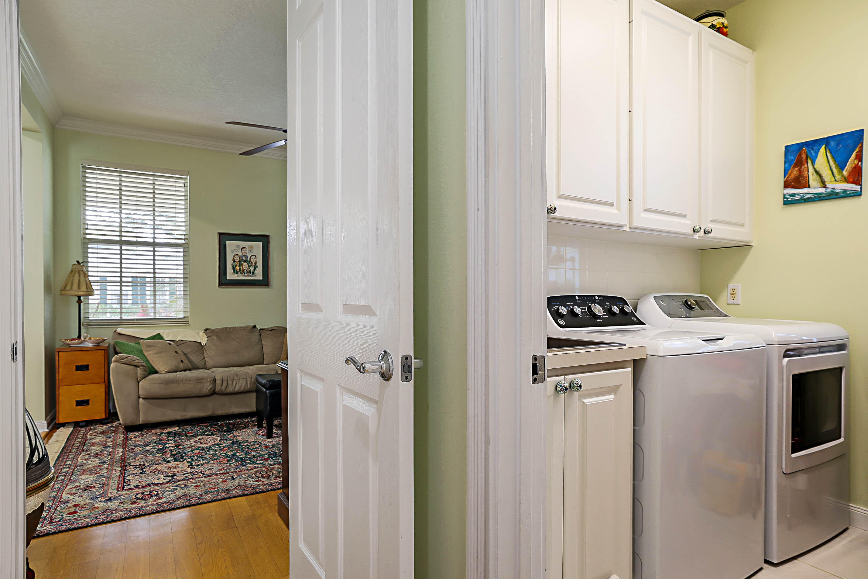 CAMBRIDGE AT ABACOA - Residential