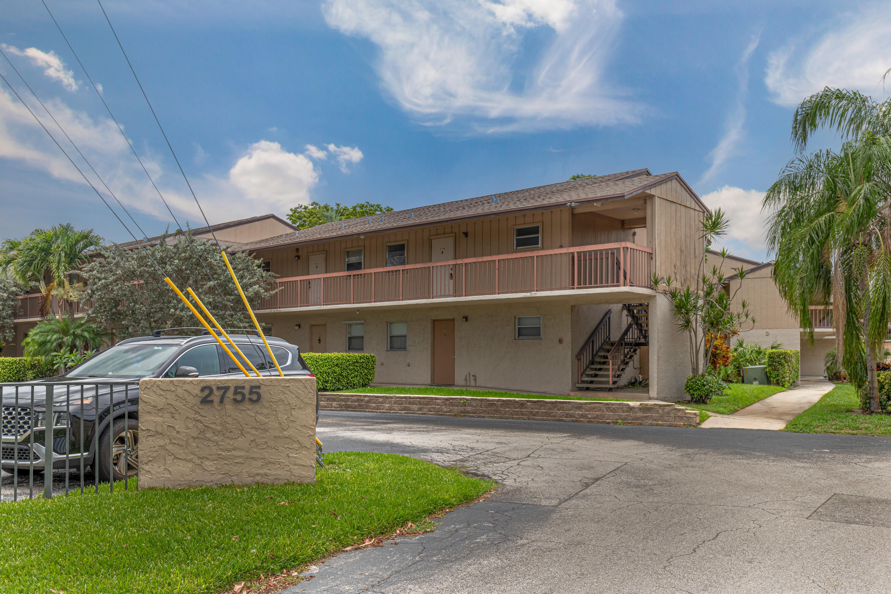 FIRST ENCOUNTER CONDO - Residential Lease