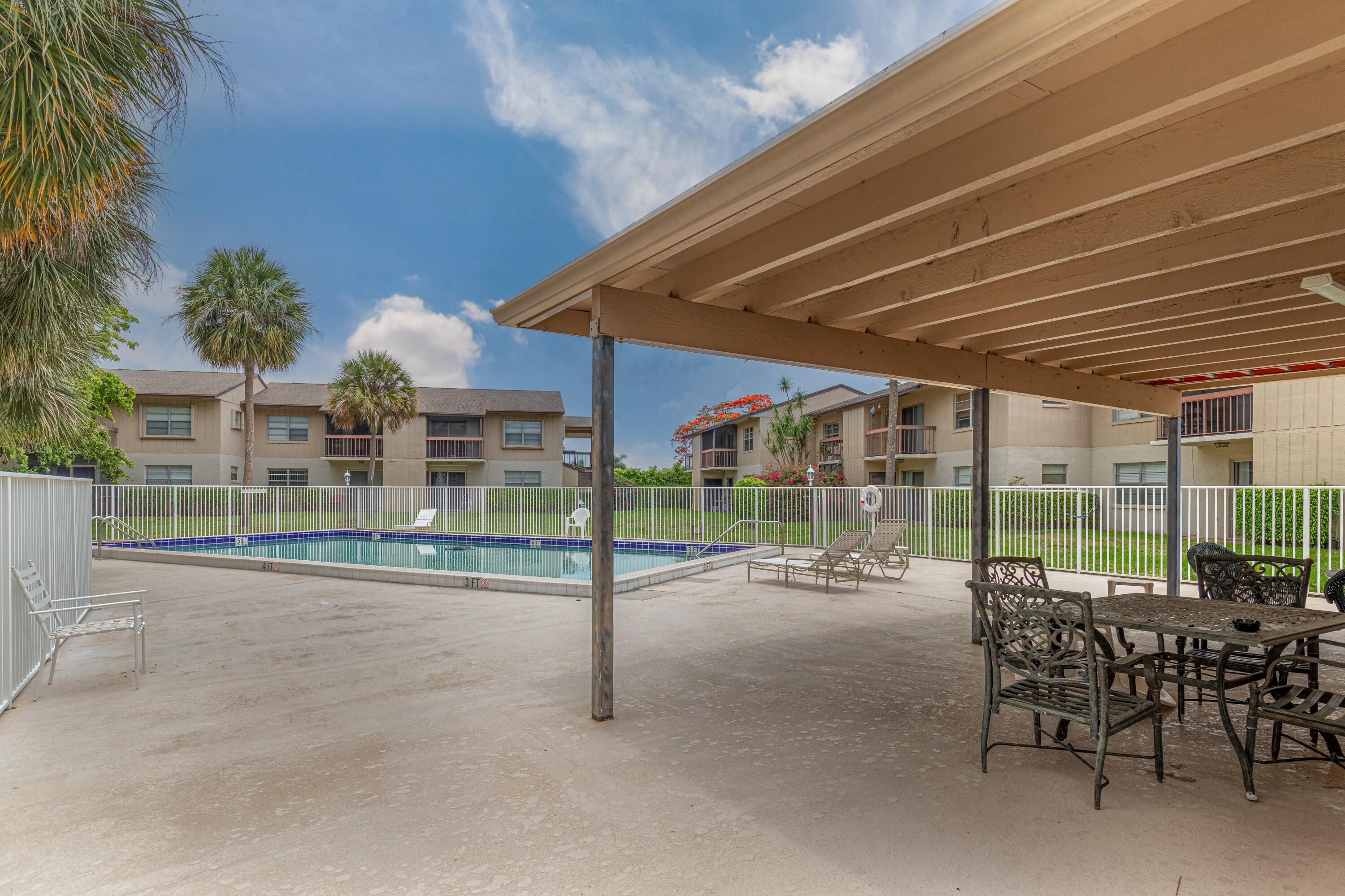 FIRST ENCOUNTER CONDO - Residential Lease