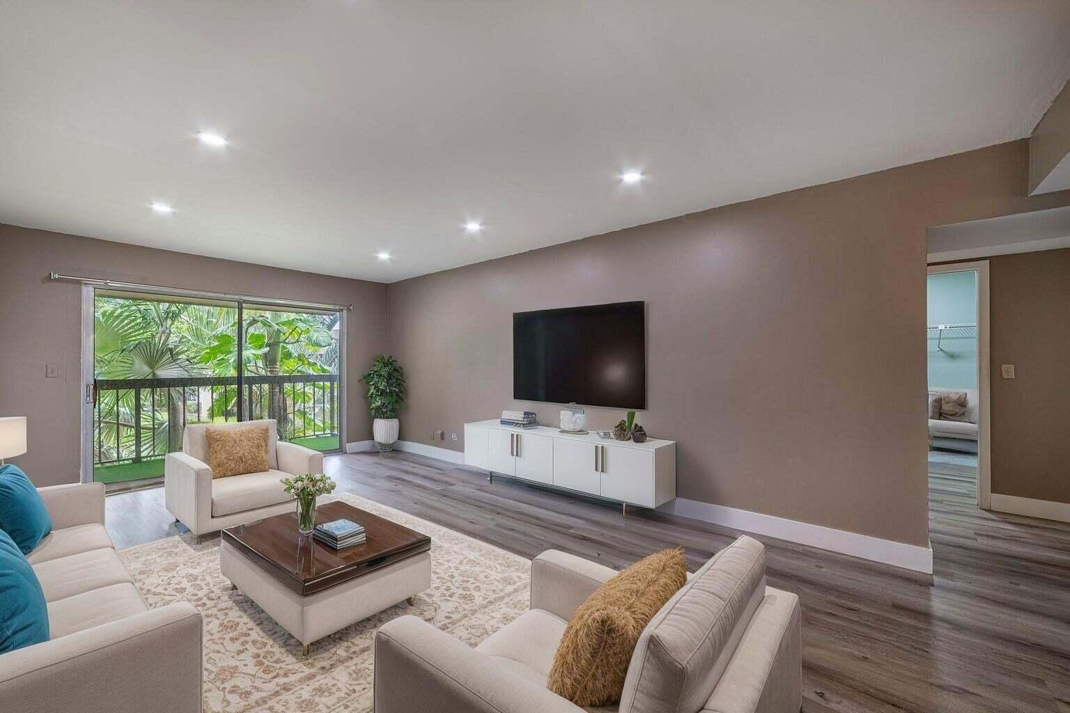 FIRST ENCOUNTER CONDO - Residential Lease