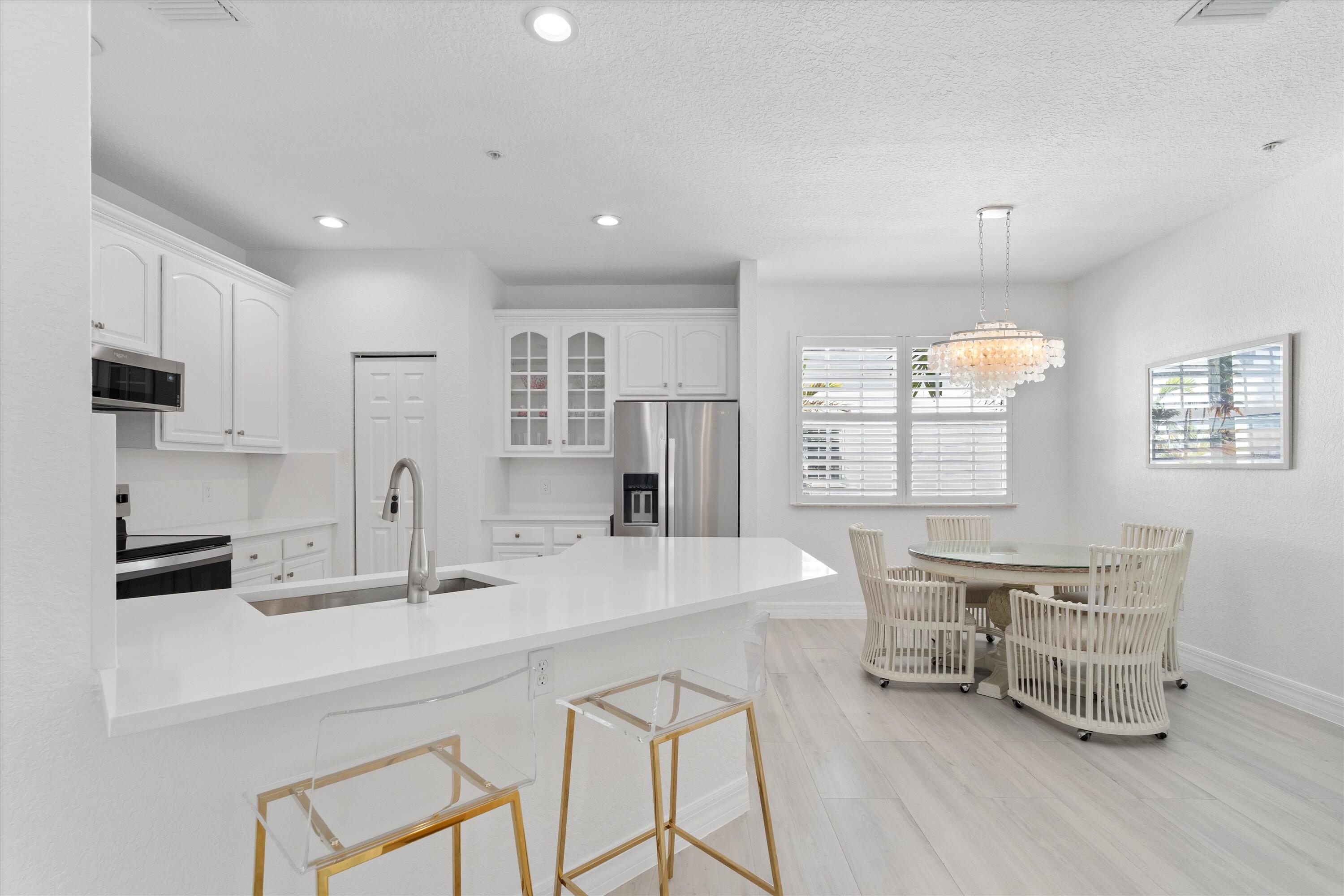 DELRAY SEBASTIAN - Residential