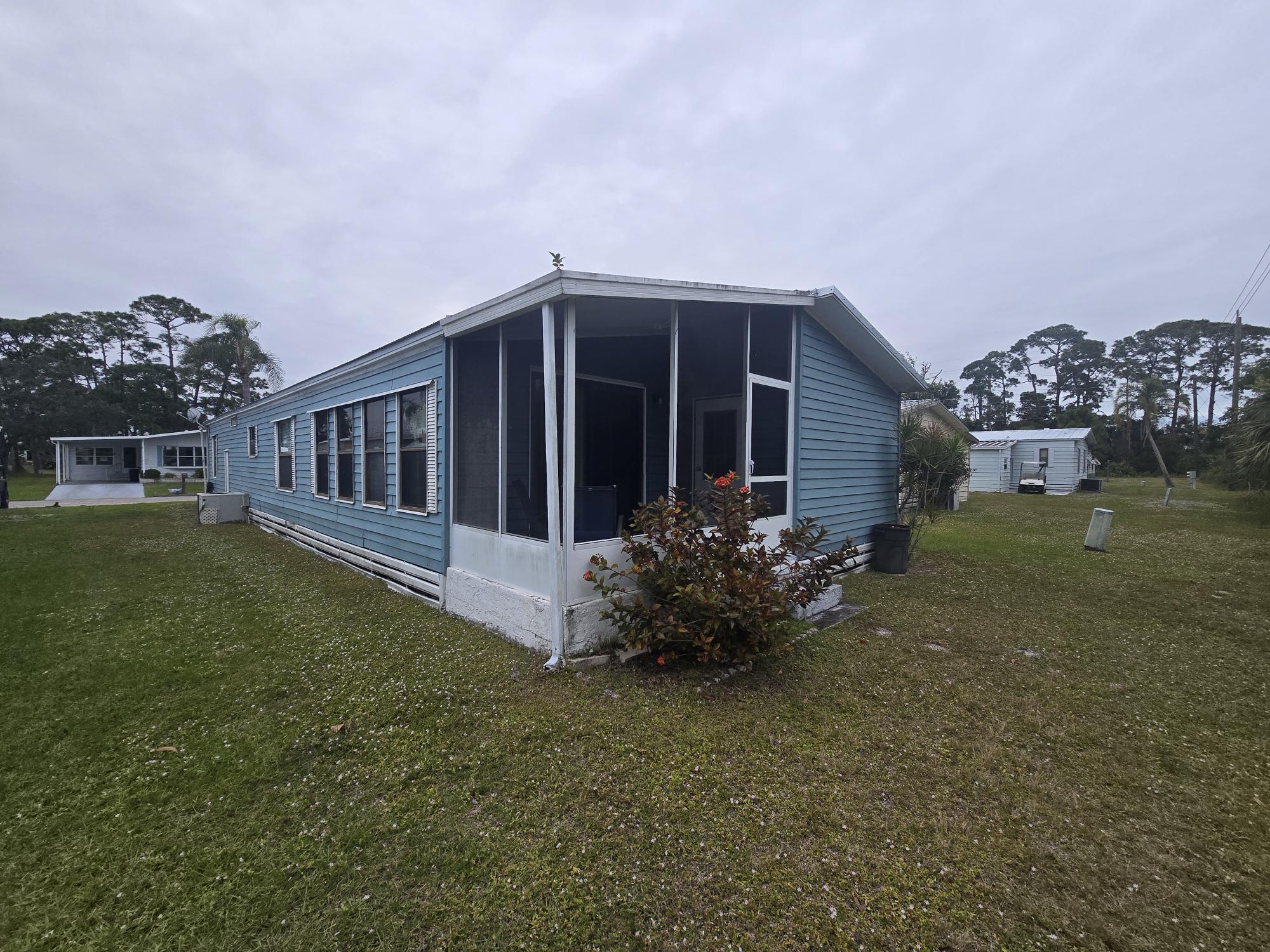 SPANISH LAKES COUNTRY CLUB VILLAGE - Residential