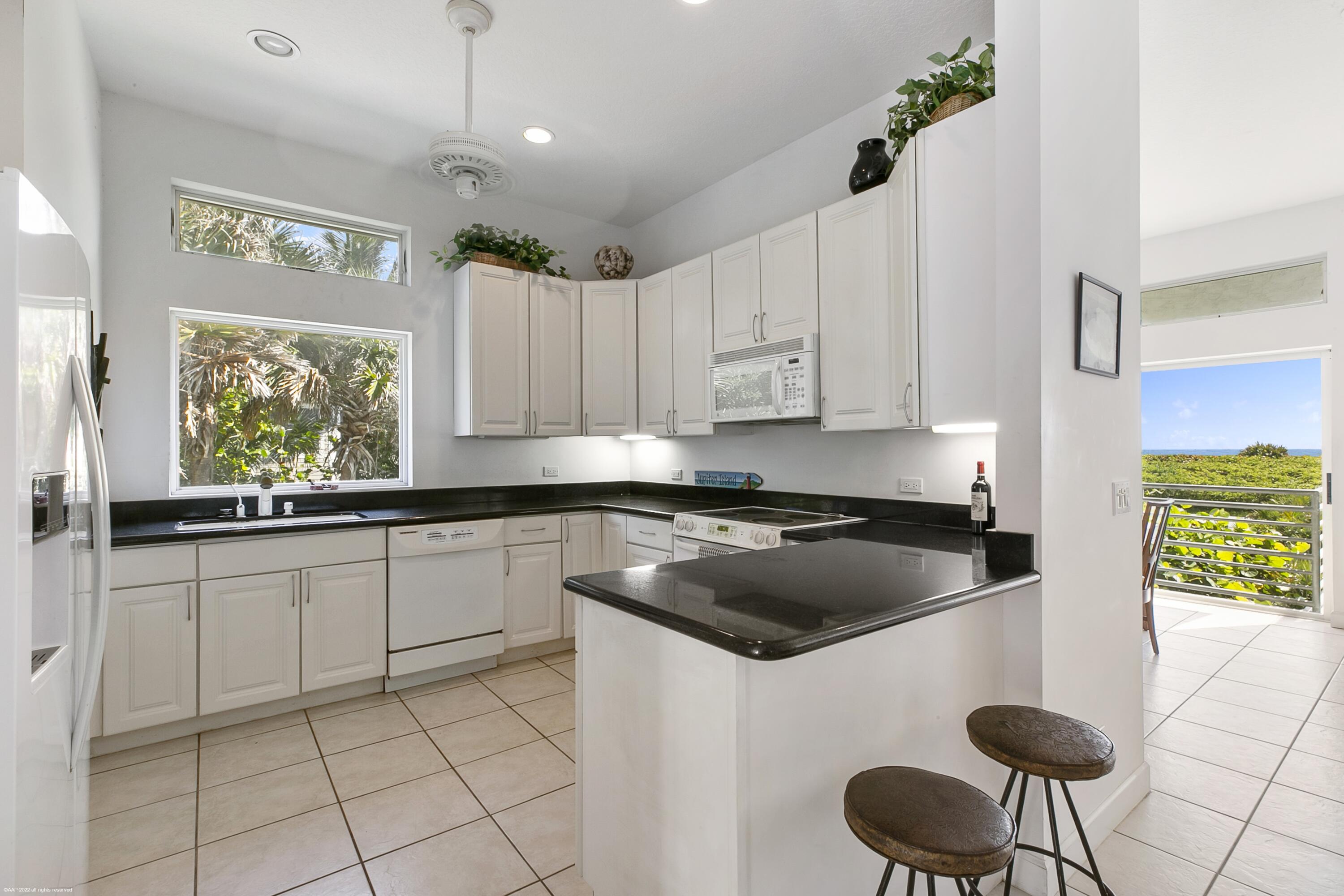 JUPITER ISLAND - Residential