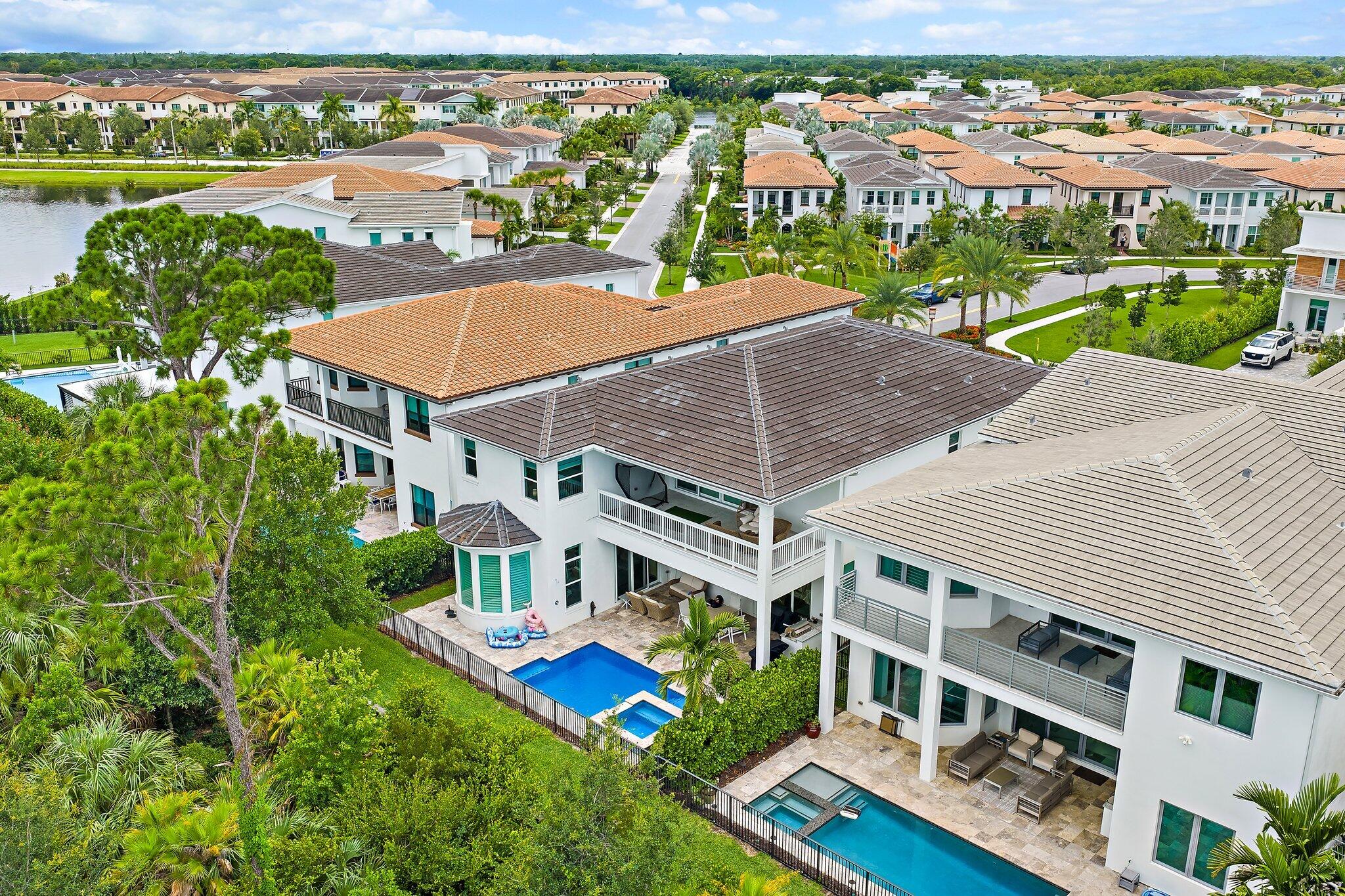 ALTON NEIGHBORHOOD - Residential