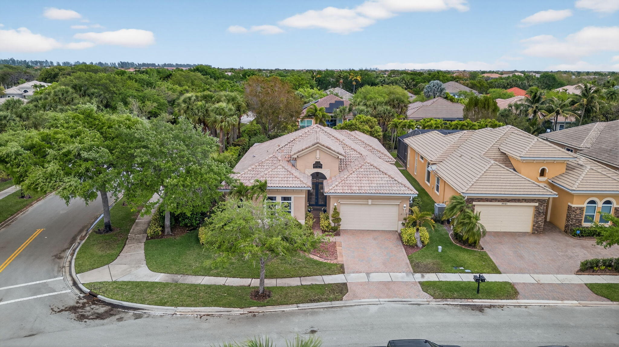 HERON BAY CENTRAL - Residential