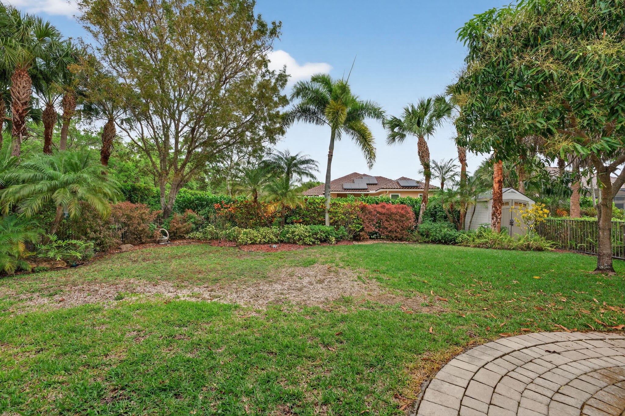 HERON BAY CENTRAL - Residential