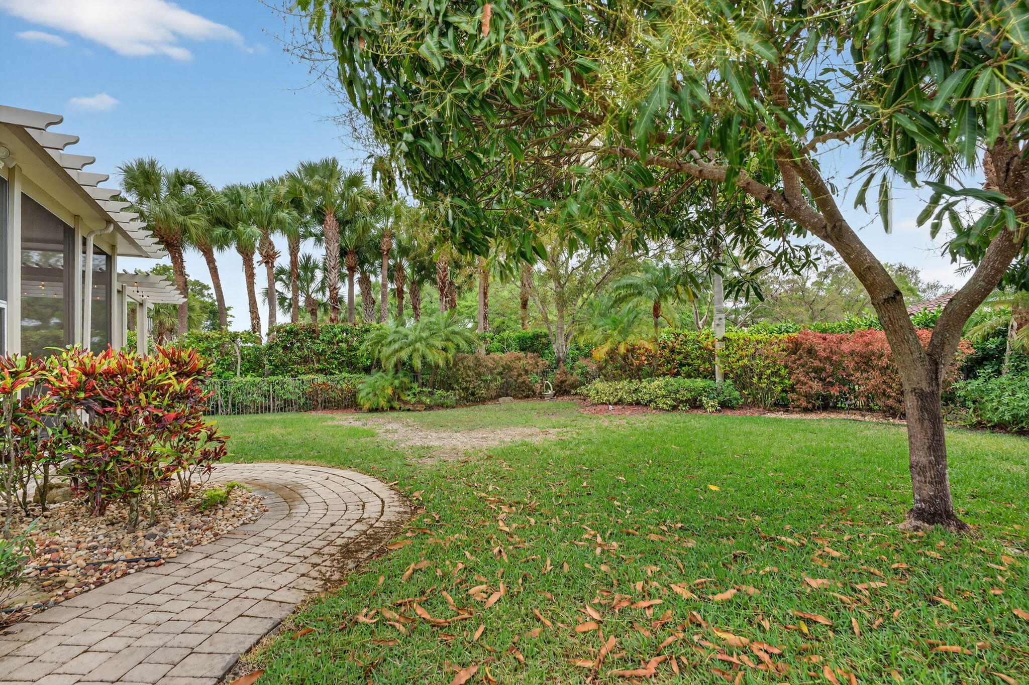 HERON BAY CENTRAL - Residential