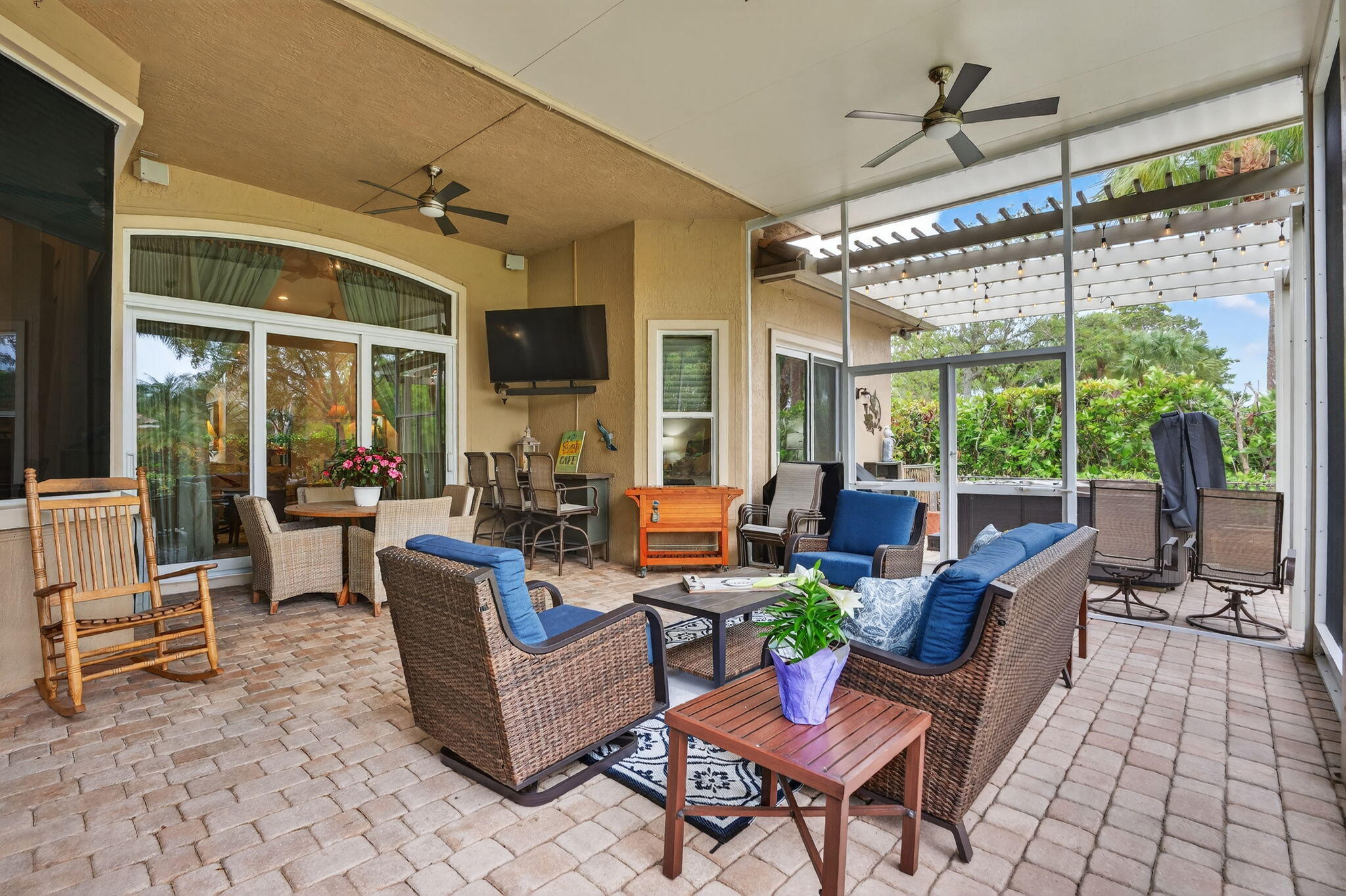 HERON BAY CENTRAL - Residential