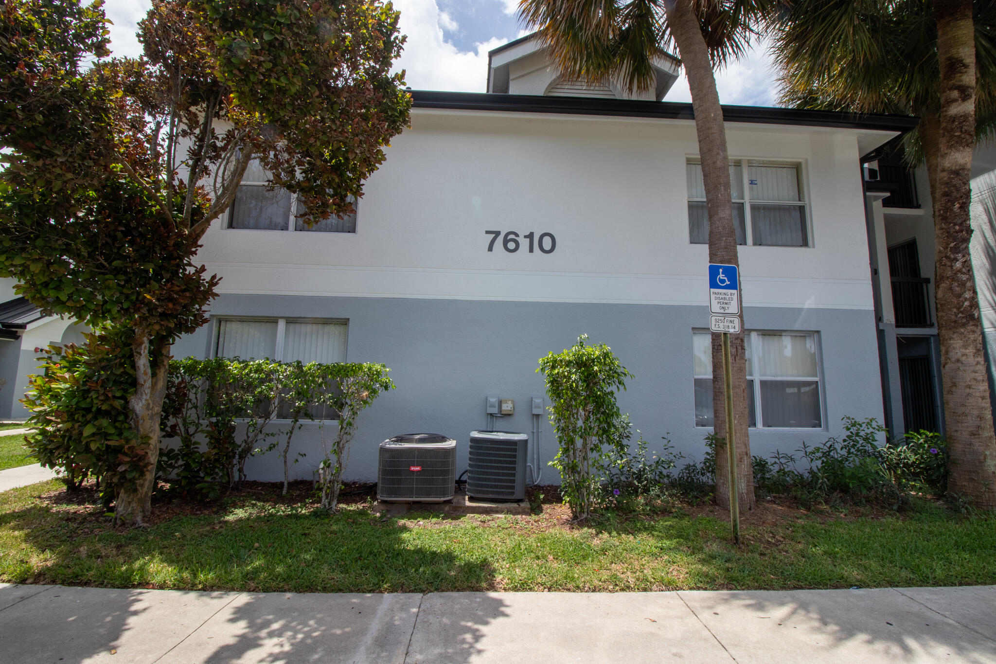 SOUTH PALM PLACE CONDO - Residential Lease