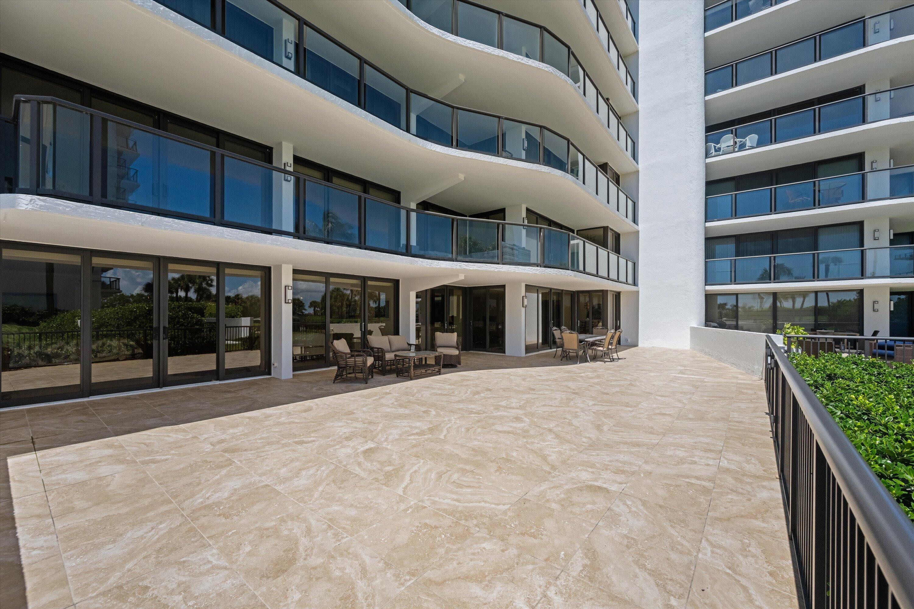 HALCYON OF PALM BEACH - Residential
