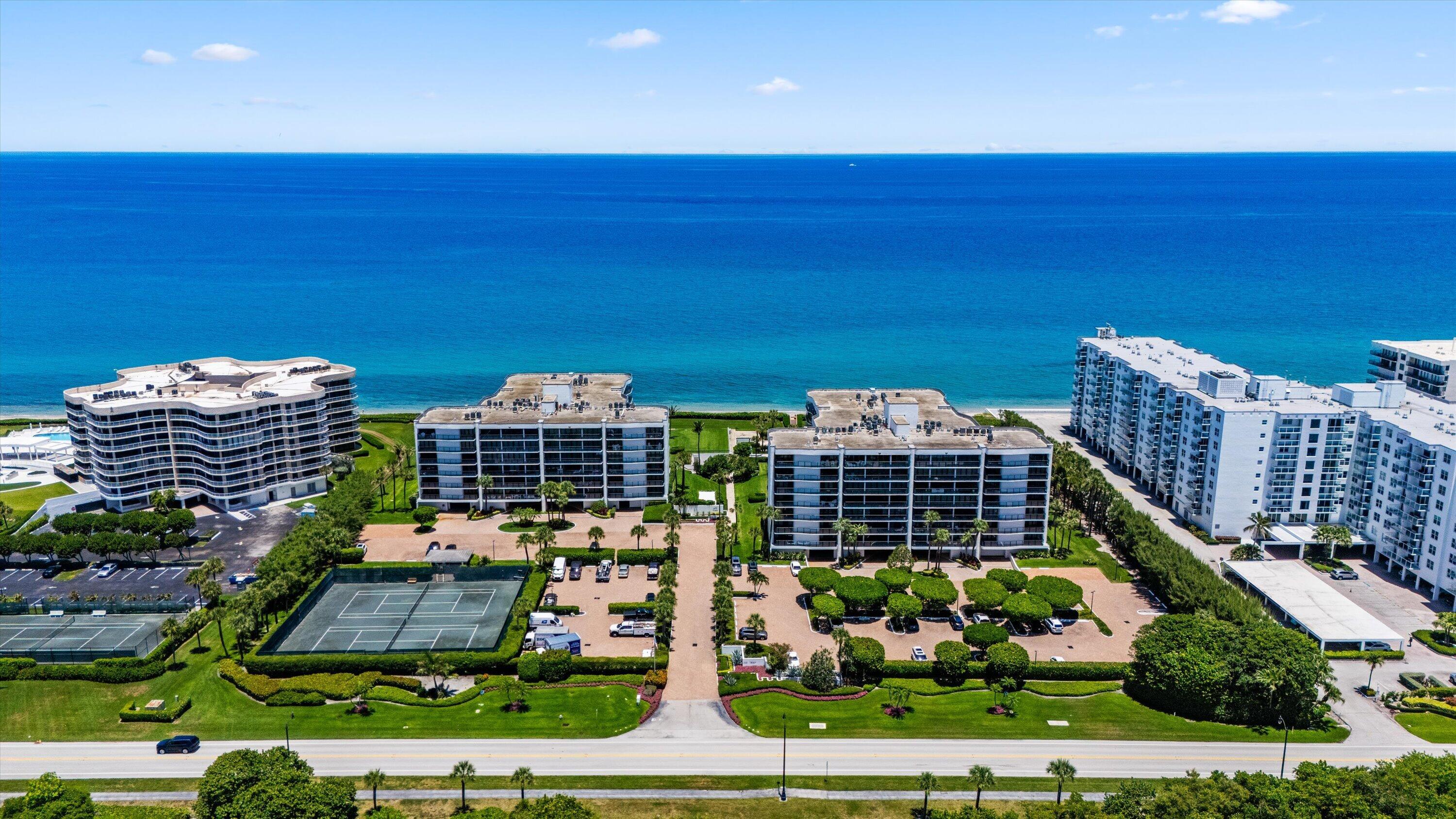 HALCYON OF PALM BEACH - Residential