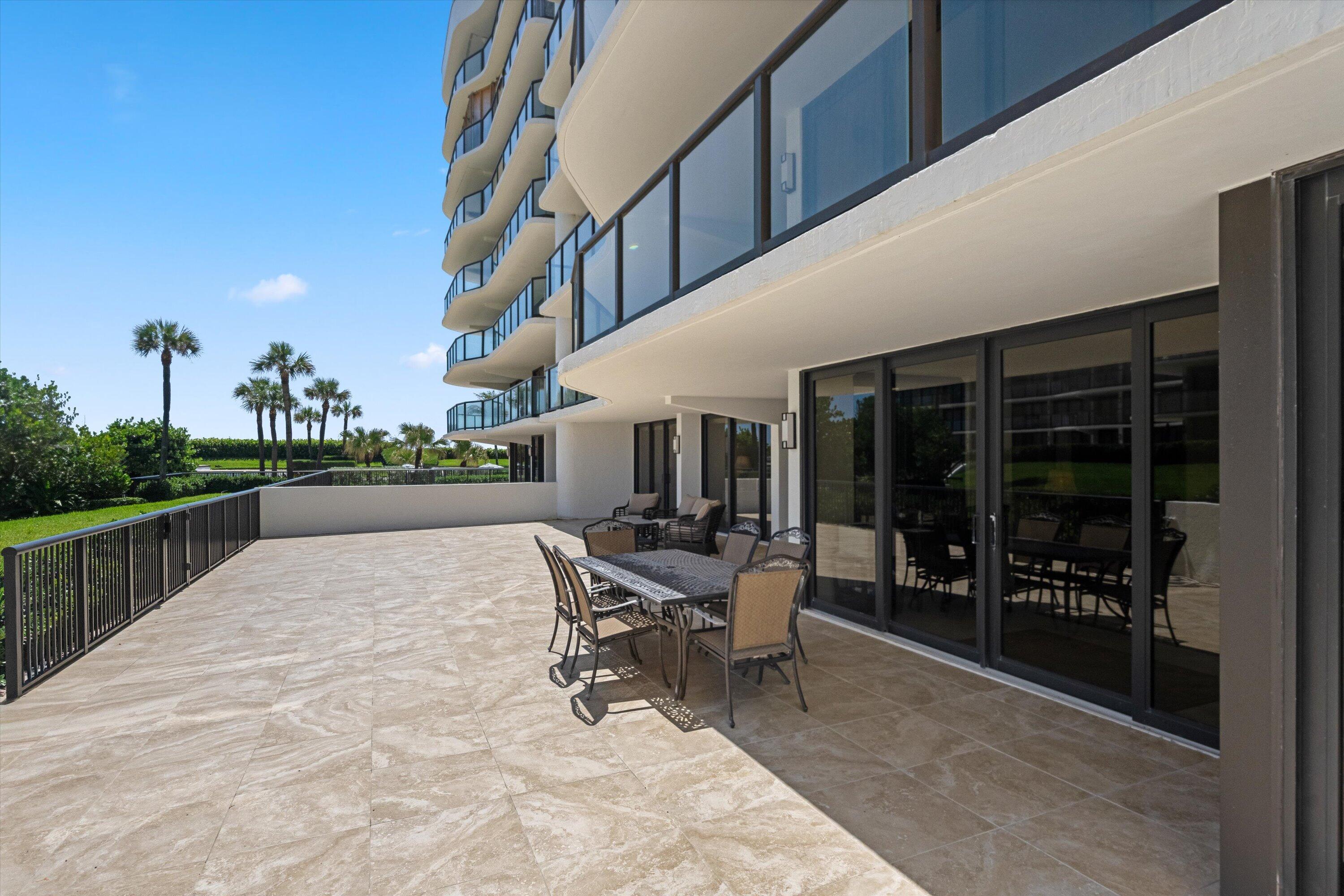 HALCYON OF PALM BEACH - Residential
