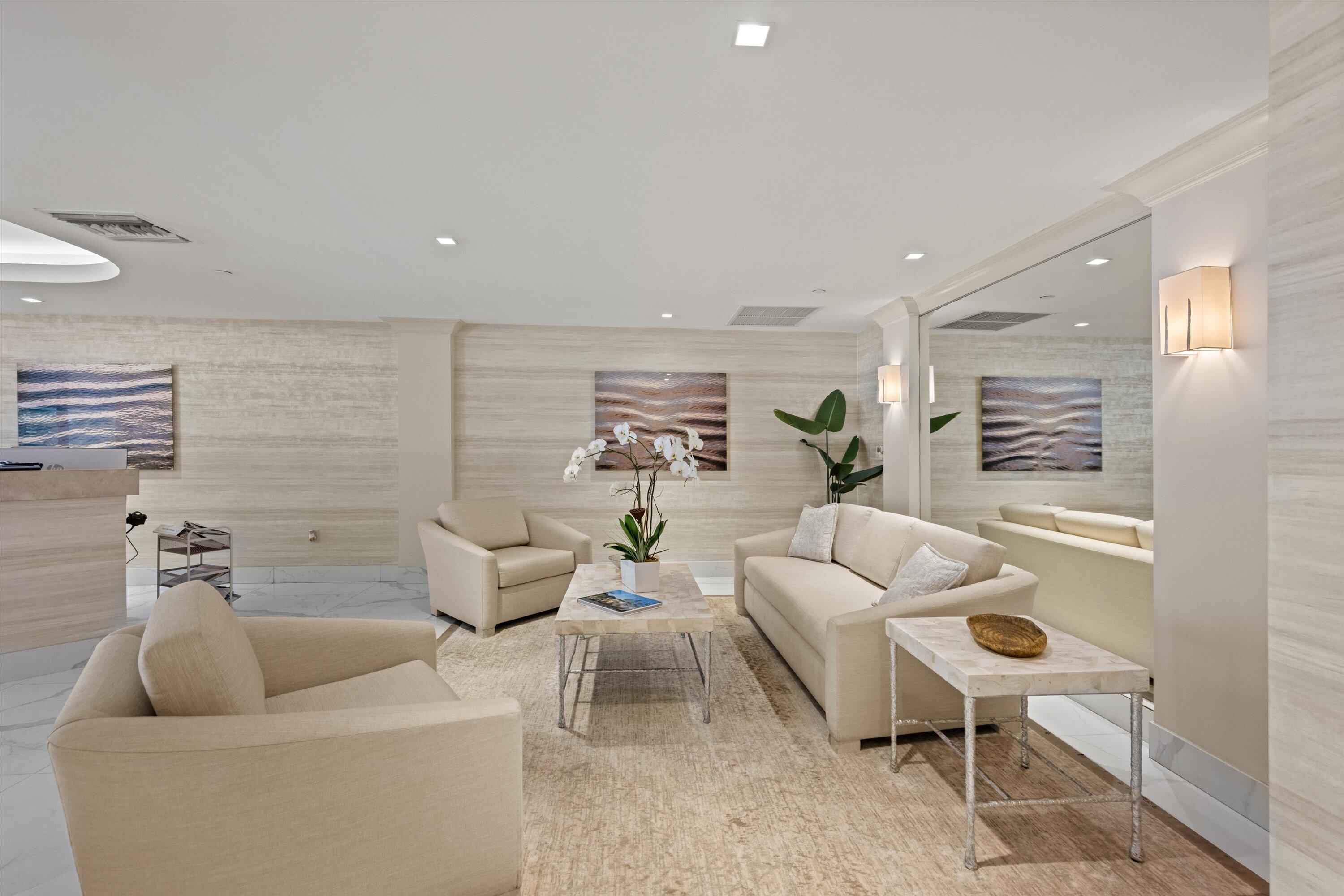 HALCYON OF PALM BEACH - Residential