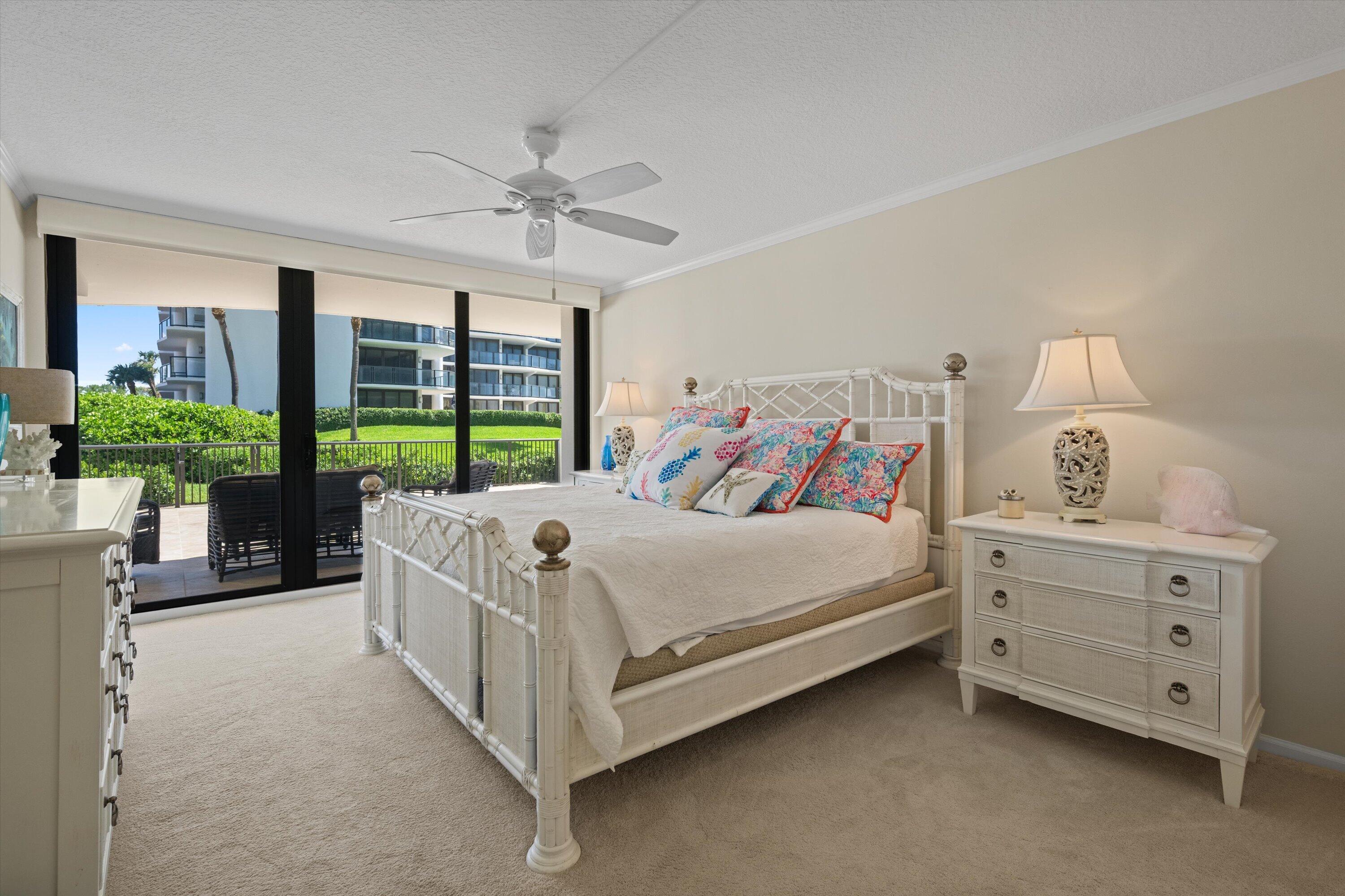 HALCYON OF PALM BEACH - Residential