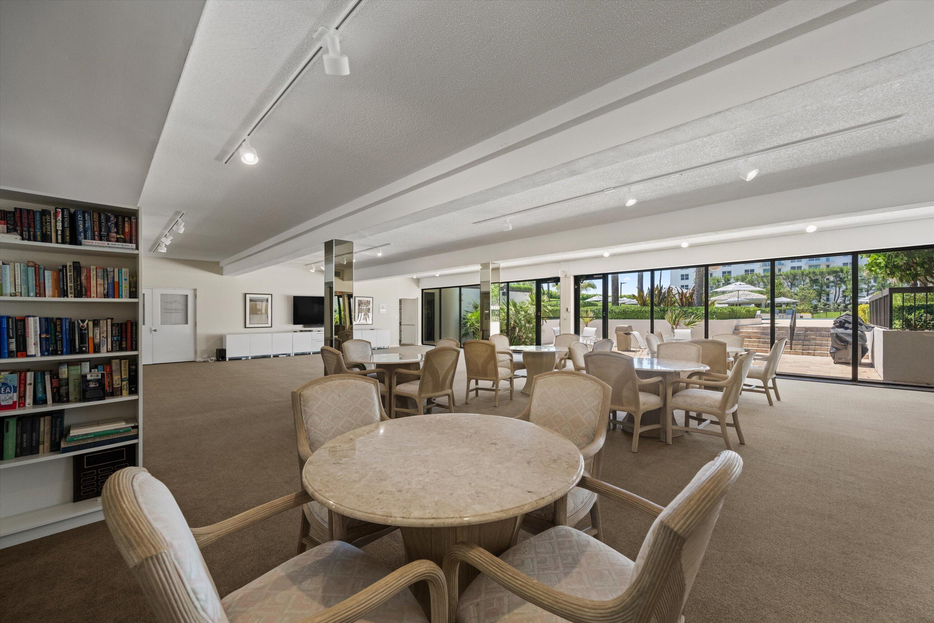 HALCYON OF PALM BEACH - Residential