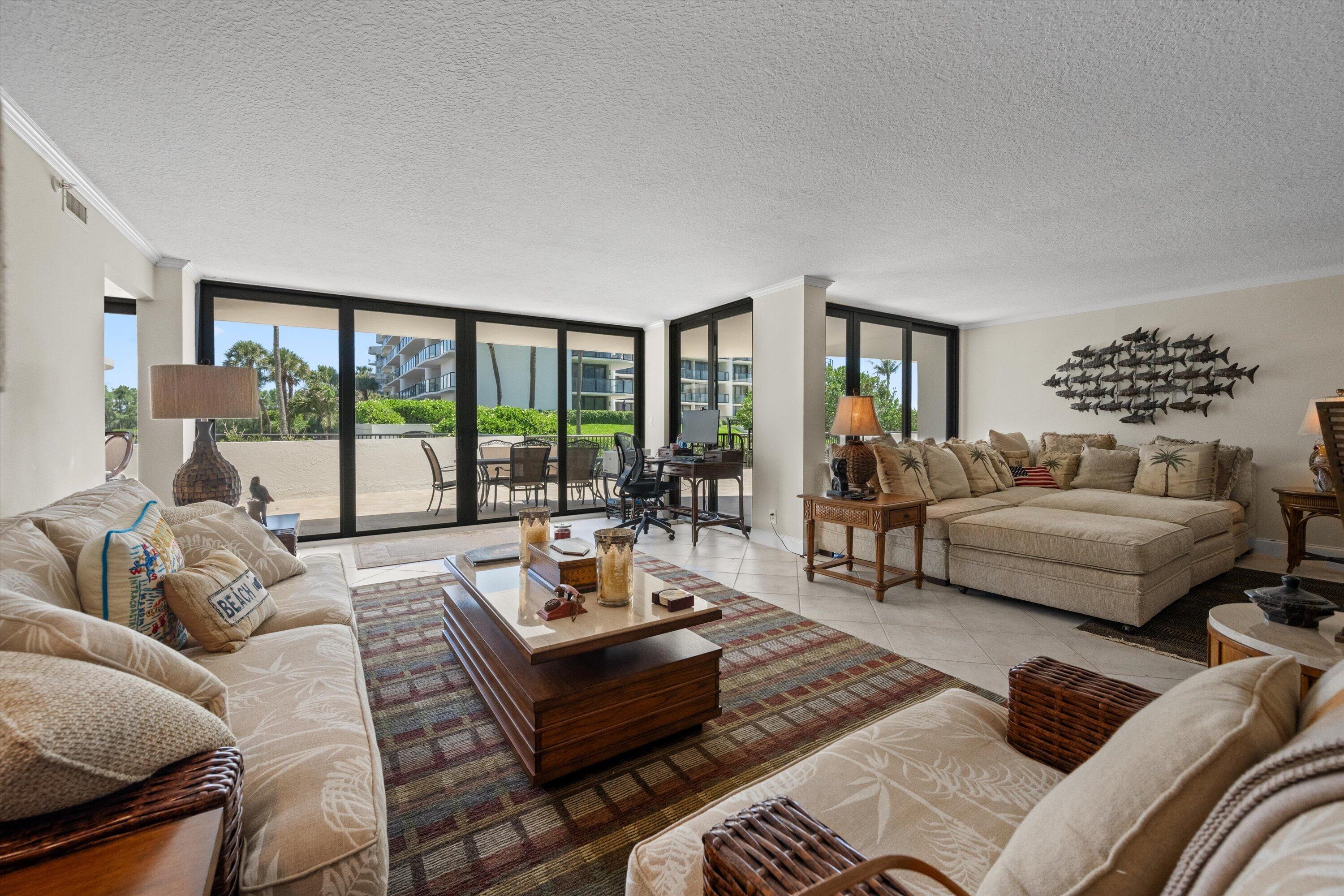 HALCYON OF PALM BEACH - Residential