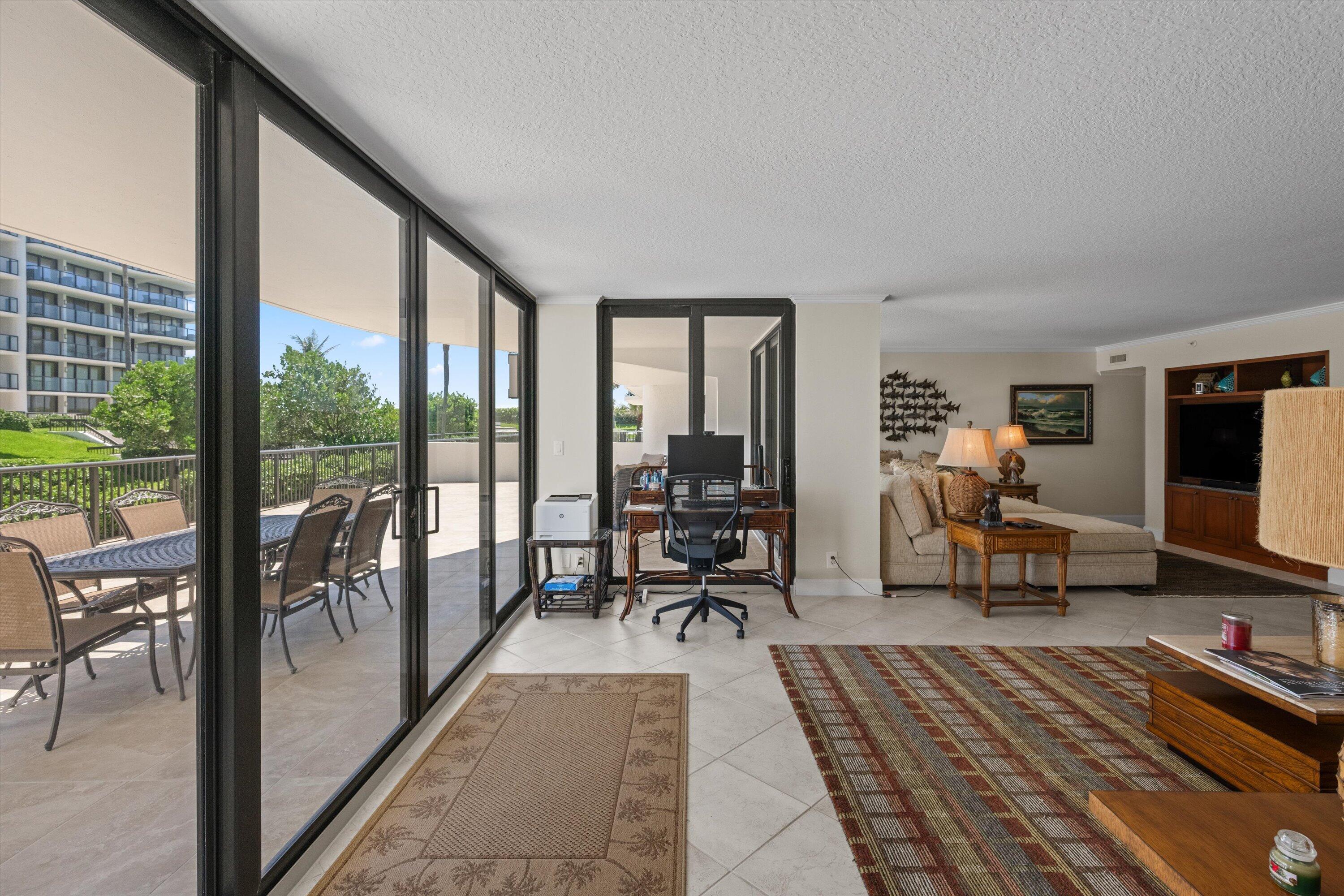HALCYON OF PALM BEACH - Residential