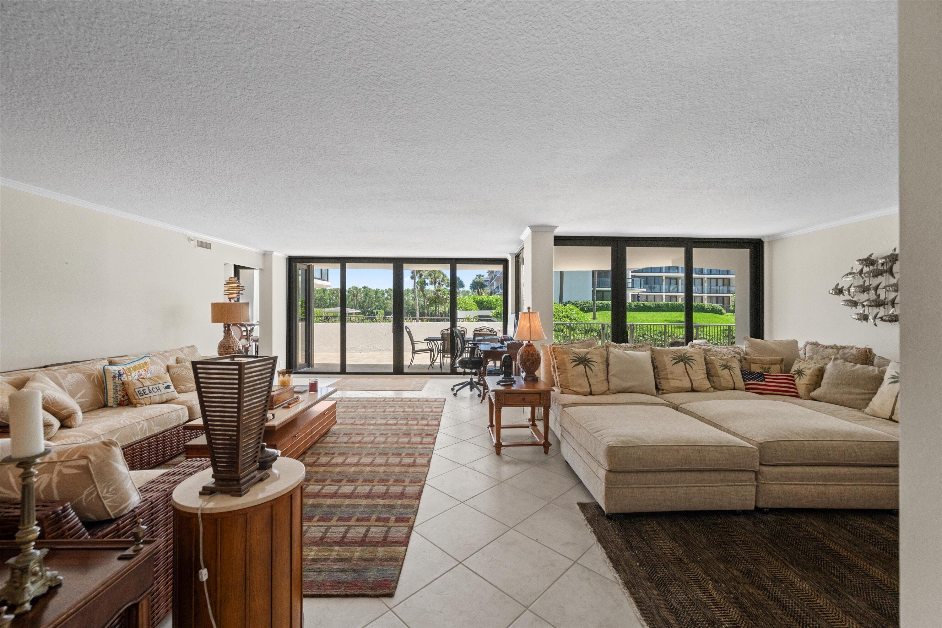 HALCYON OF PALM BEACH - Residential