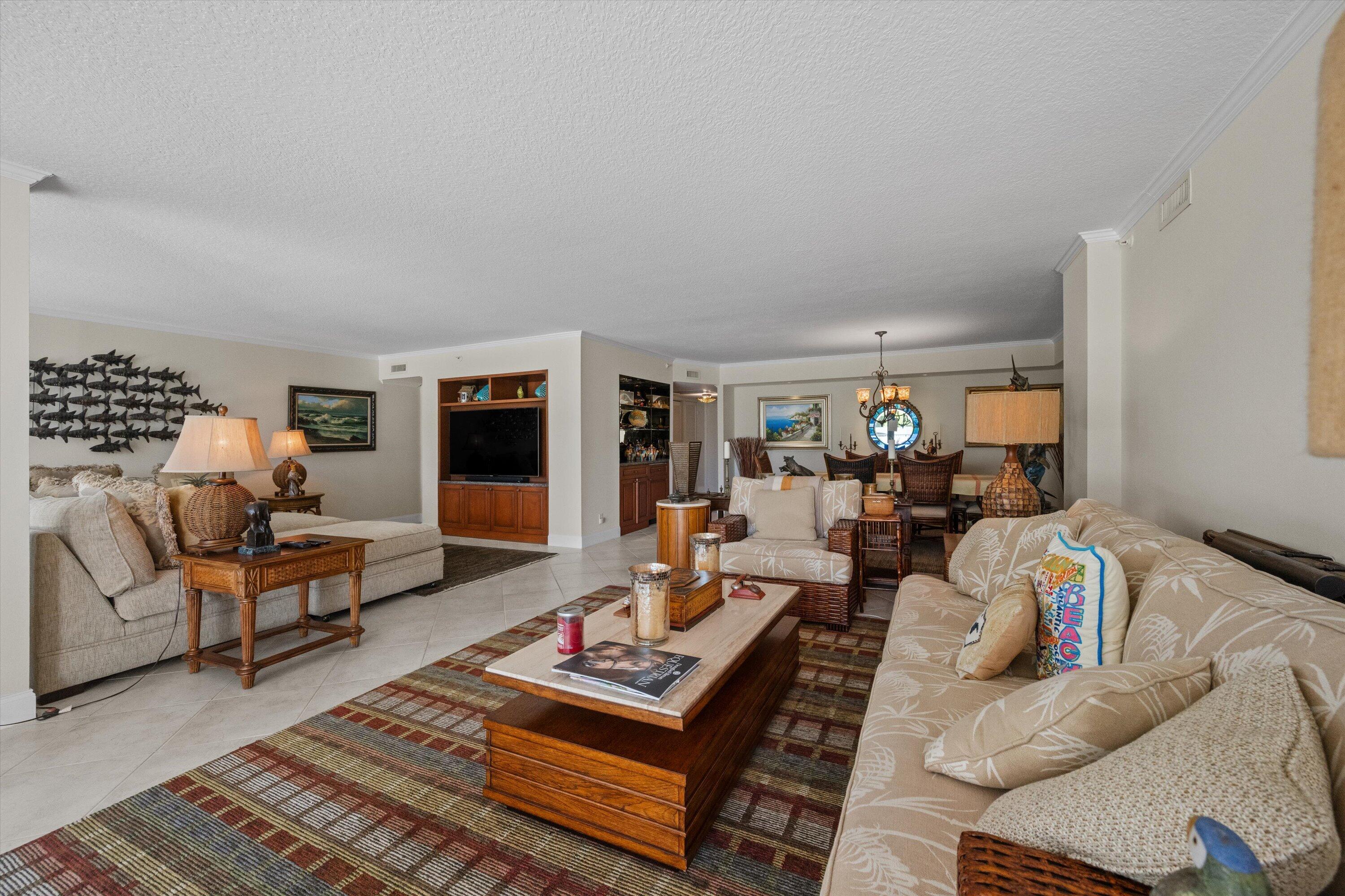 HALCYON OF PALM BEACH - Residential