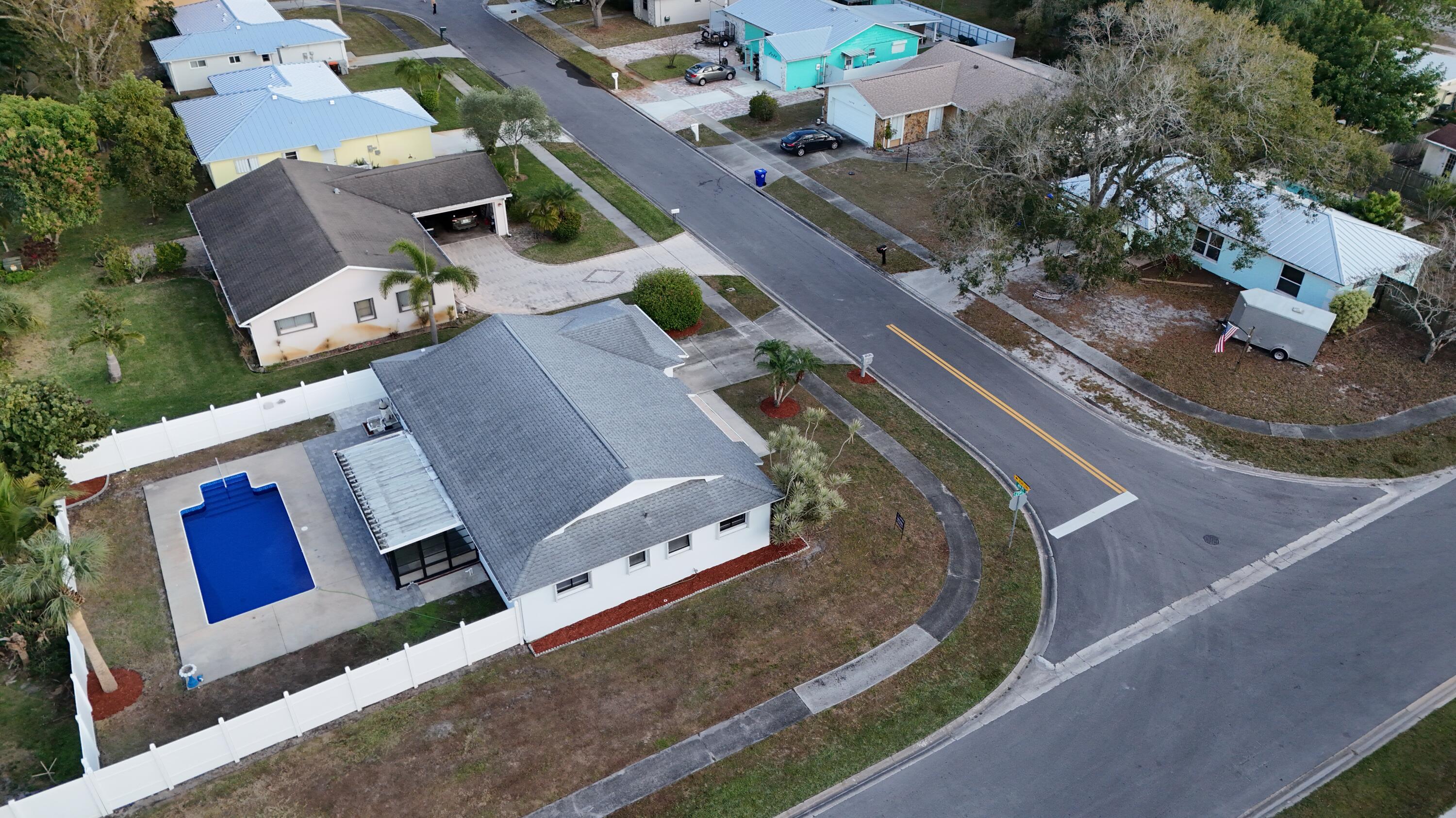 LAURELWOOD SUB UNIT 4 - Residential