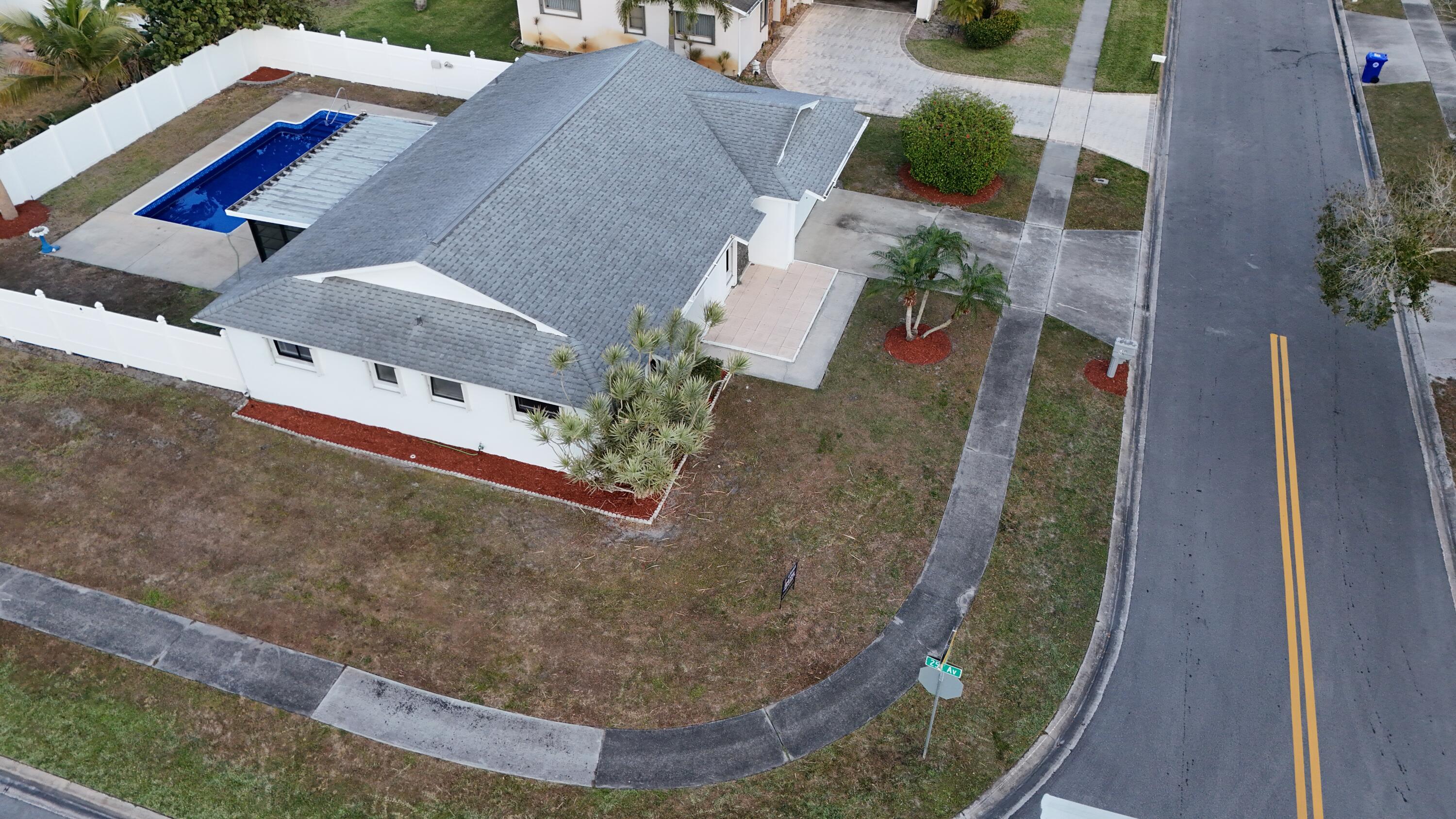 LAURELWOOD SUB UNIT 4 - Residential