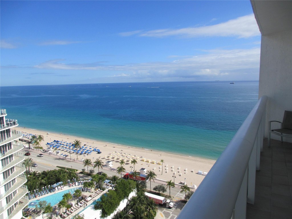 Q Club Resort & Residence - Residential