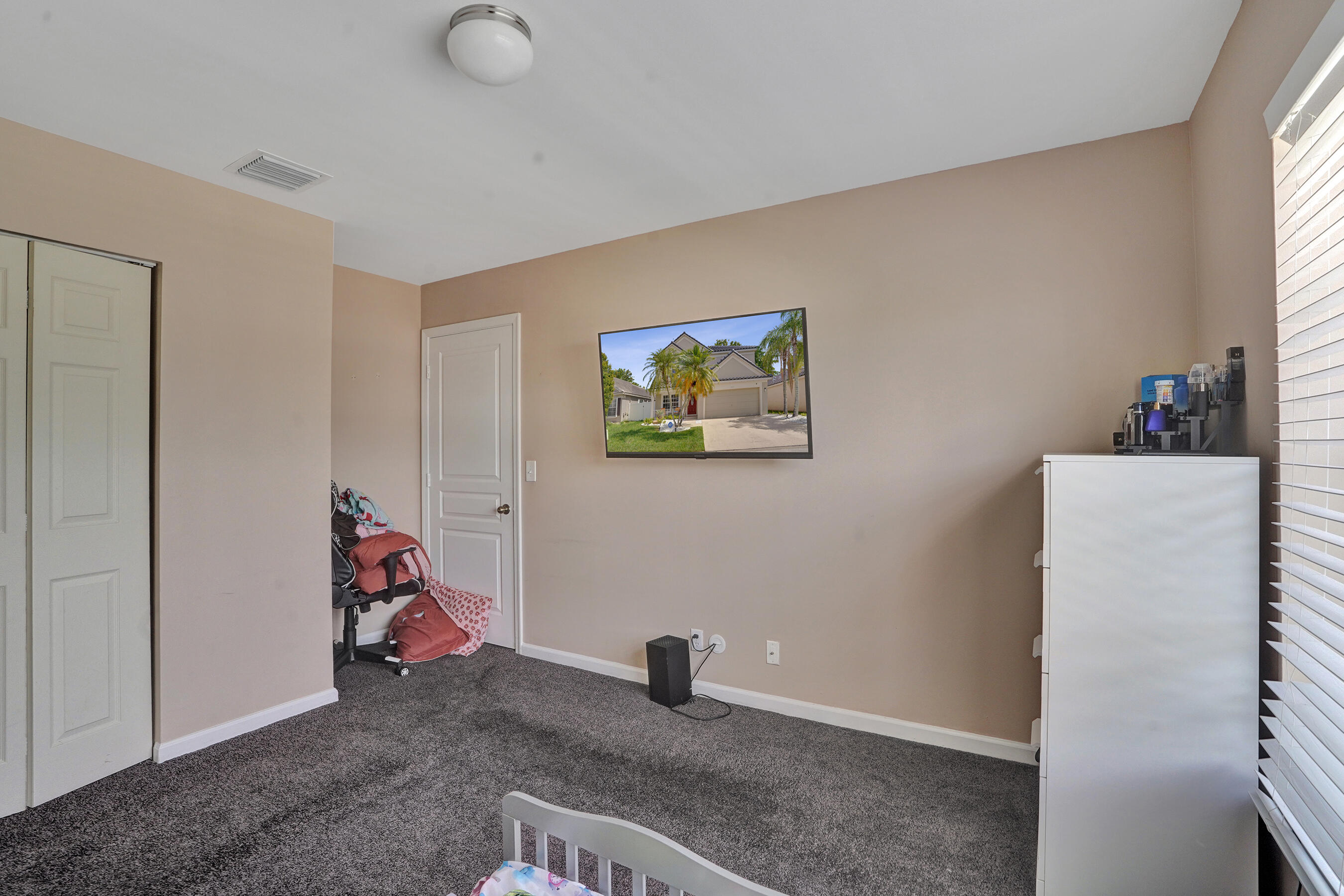 LAND SECTION 8 - Residential