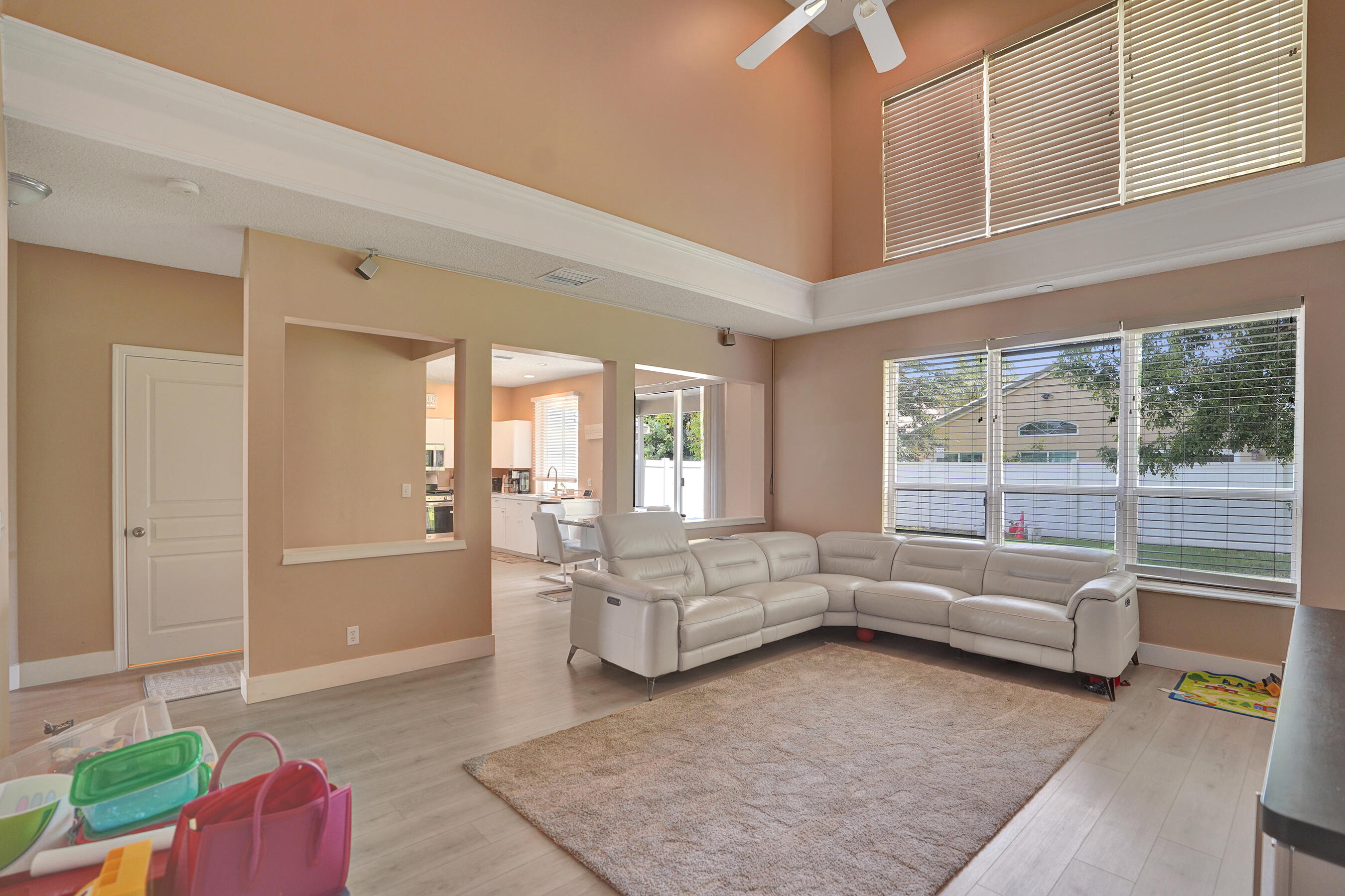 LAND SECTION 8 - Residential