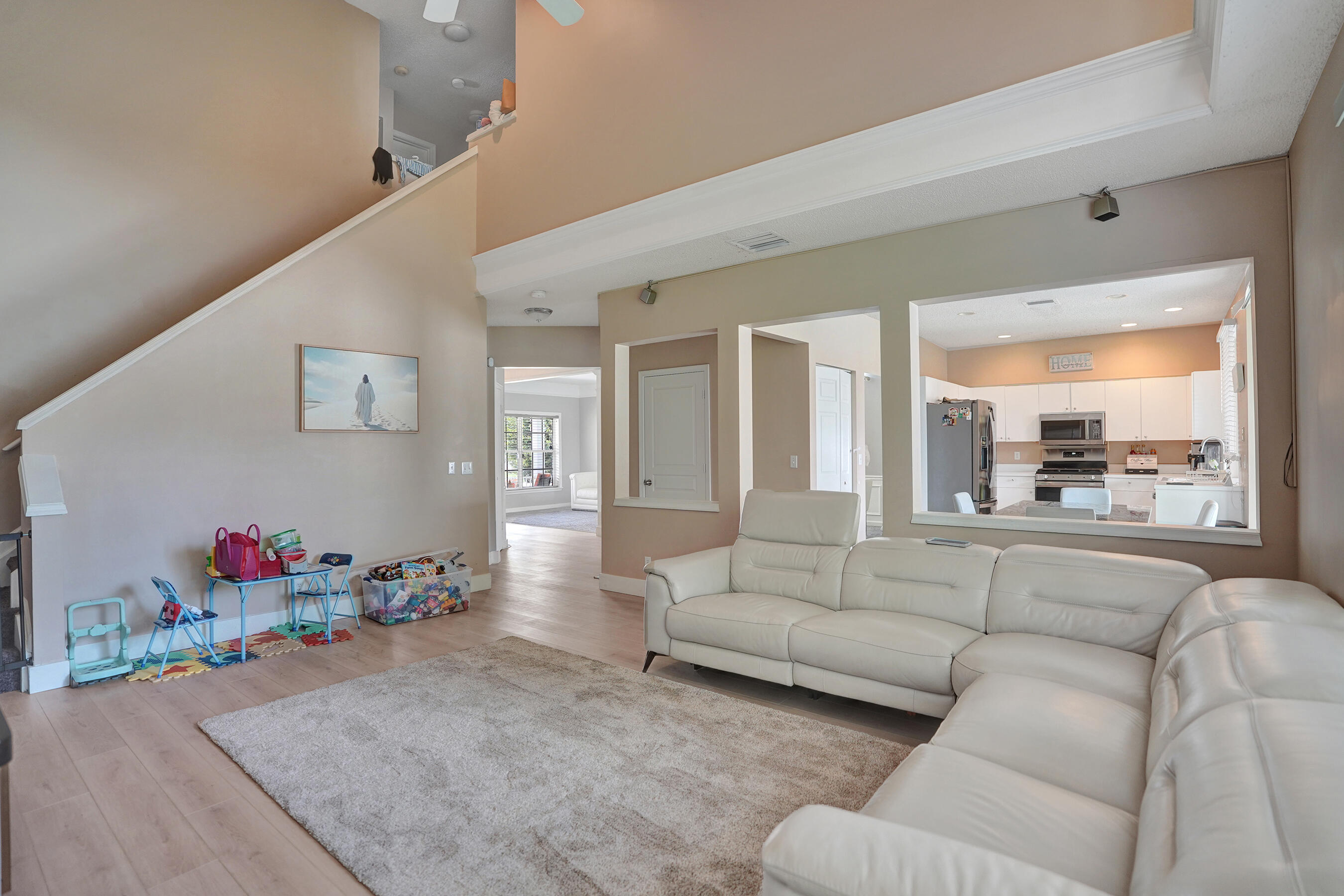 LAND SECTION 8 - Residential