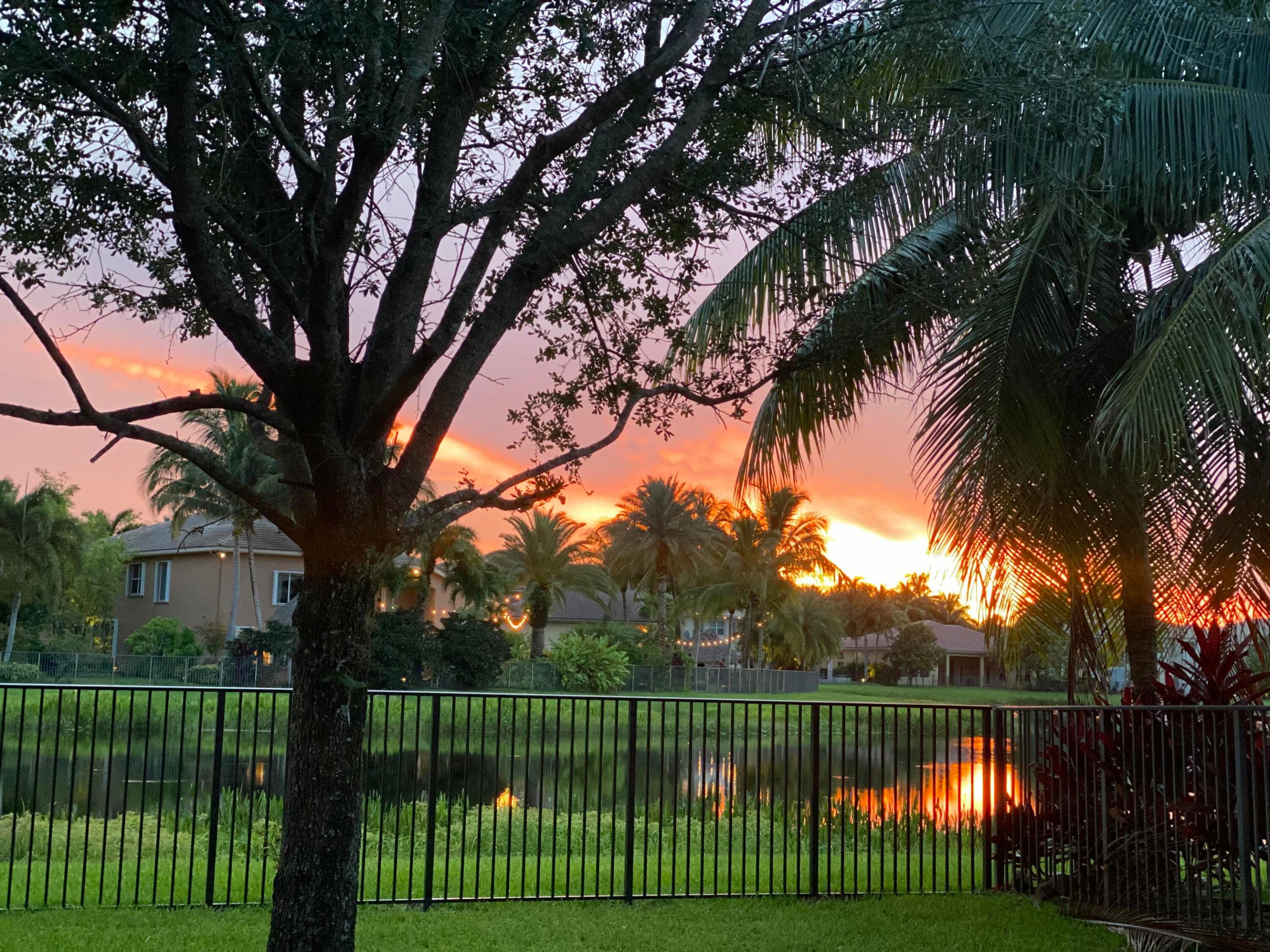 CANYON ISLES - Residential