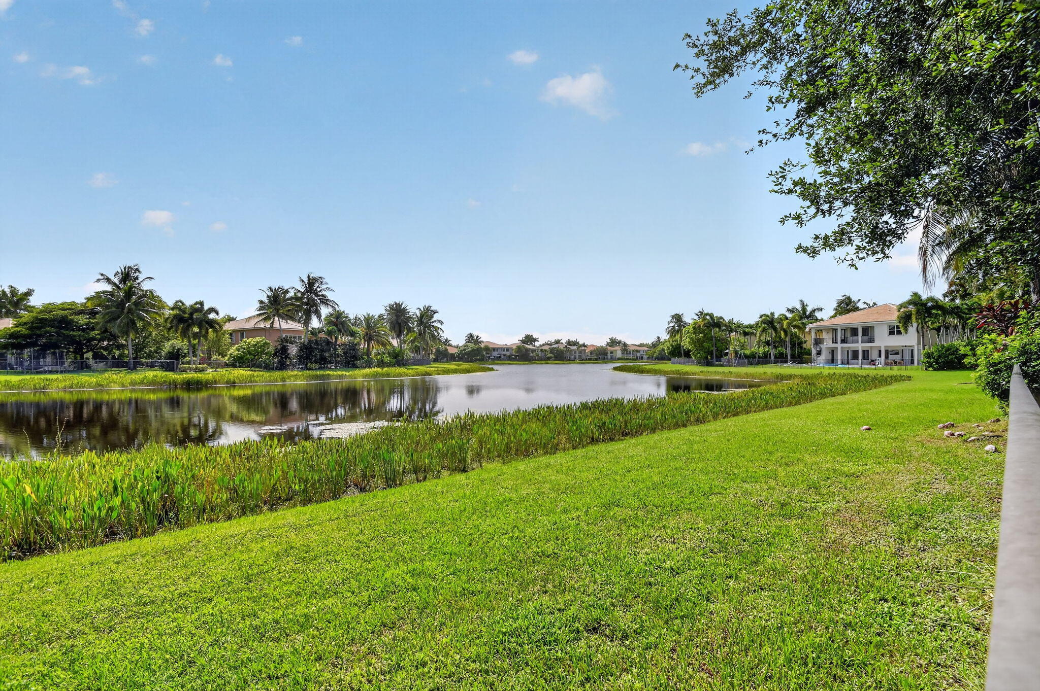 CANYON ISLES - Residential
