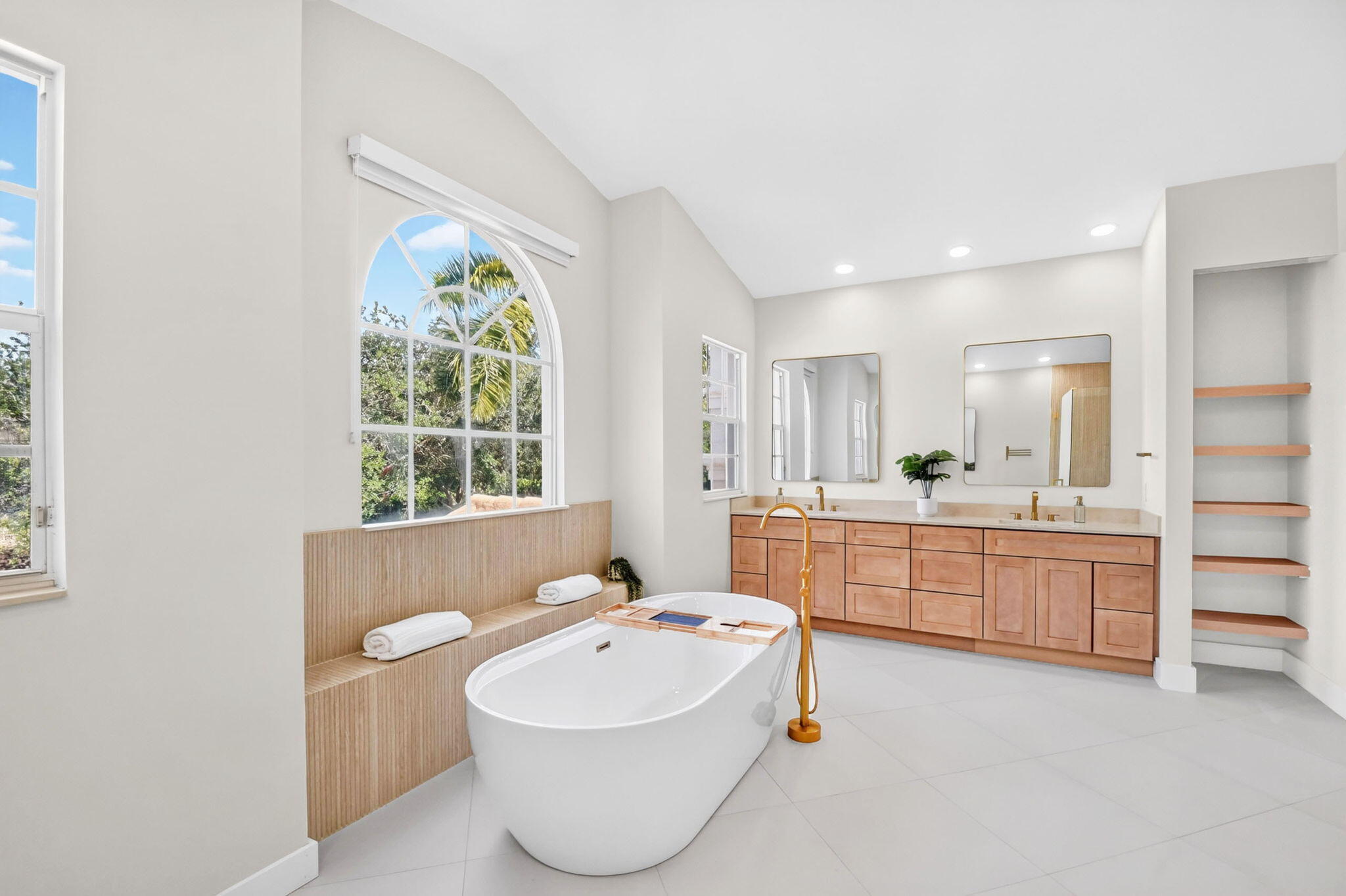 CANYON ISLES - Residential